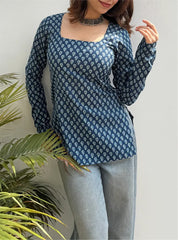 Tara Boat Neck Kurti by Evara