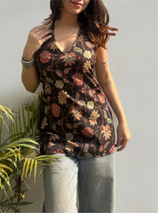 Raahat Halter Neck Kurti by Evara