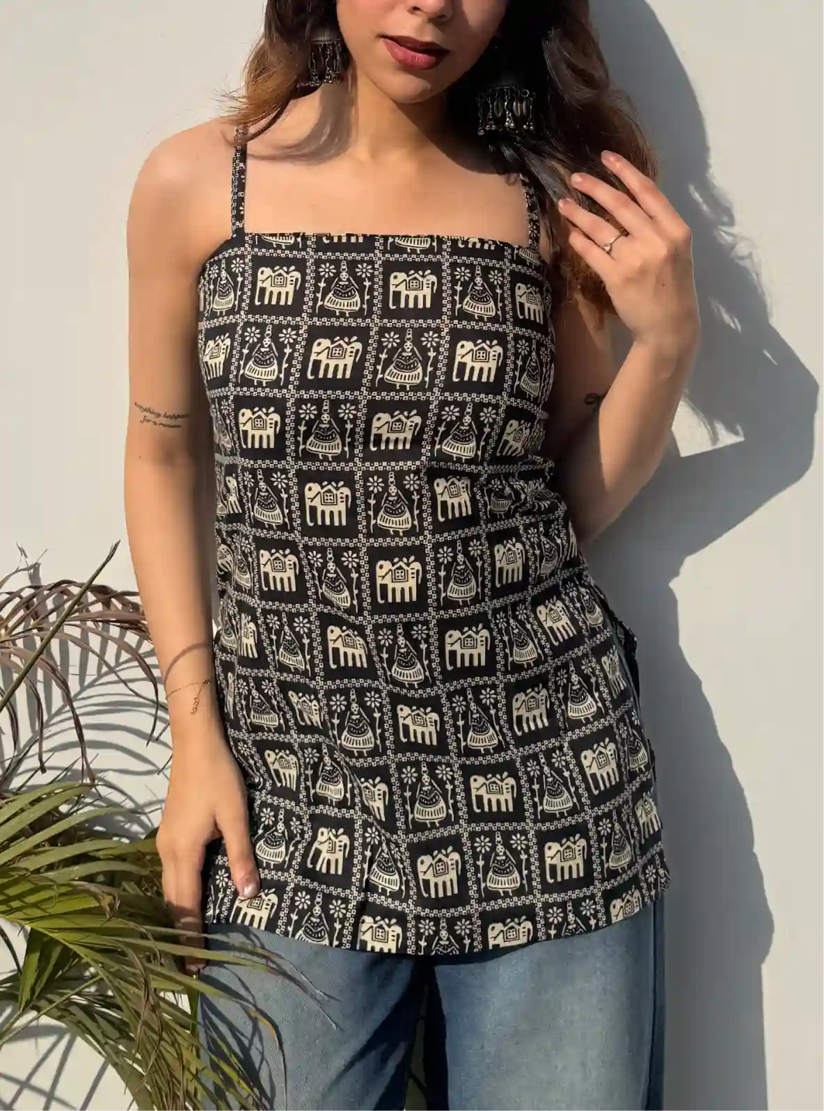 Aahista Corset Back Sleeveless Kurti