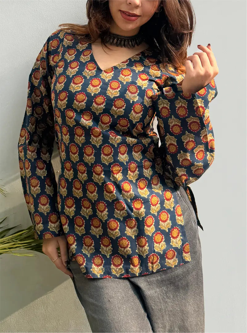 Rehnooma Straight Sleeves Kurti