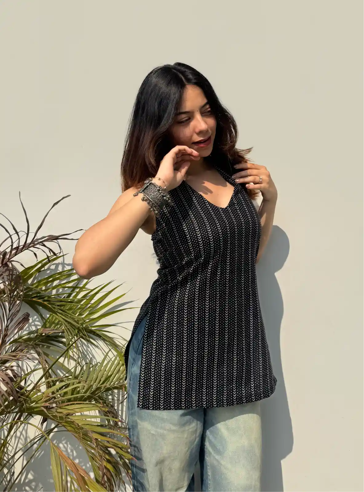 Paro Halter Neck Kurti