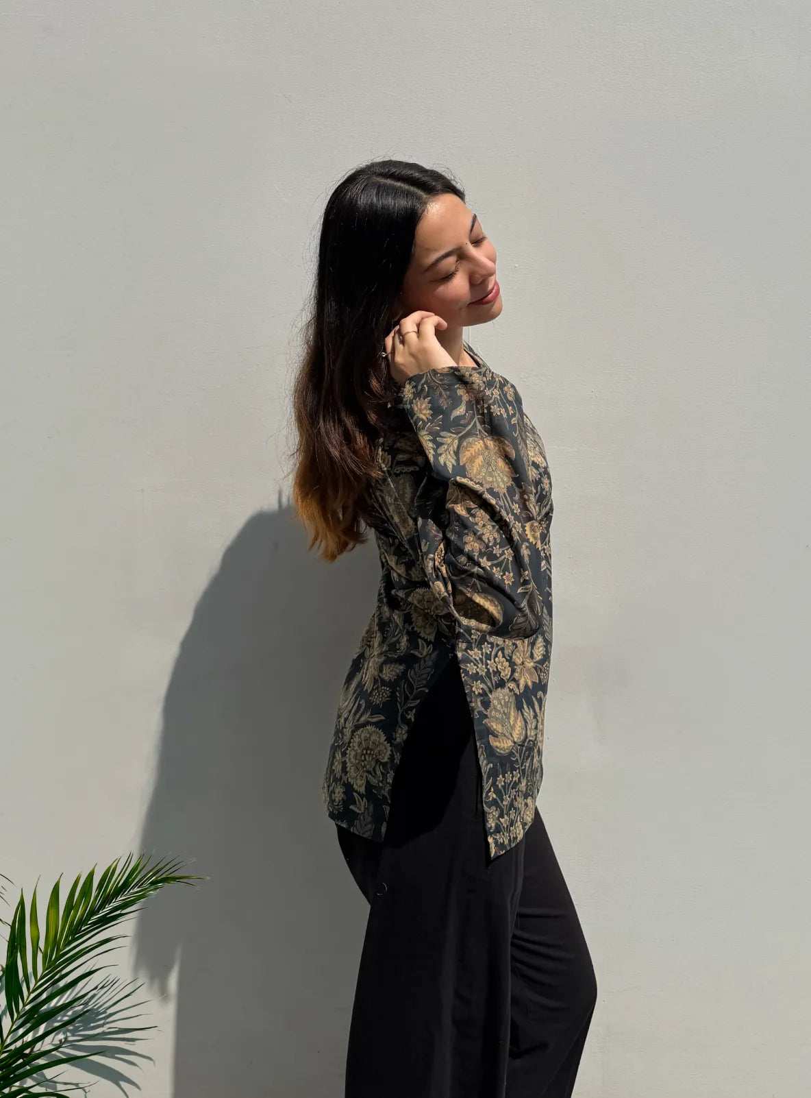 Jaan Nisaar Bell Sleeves Kurti