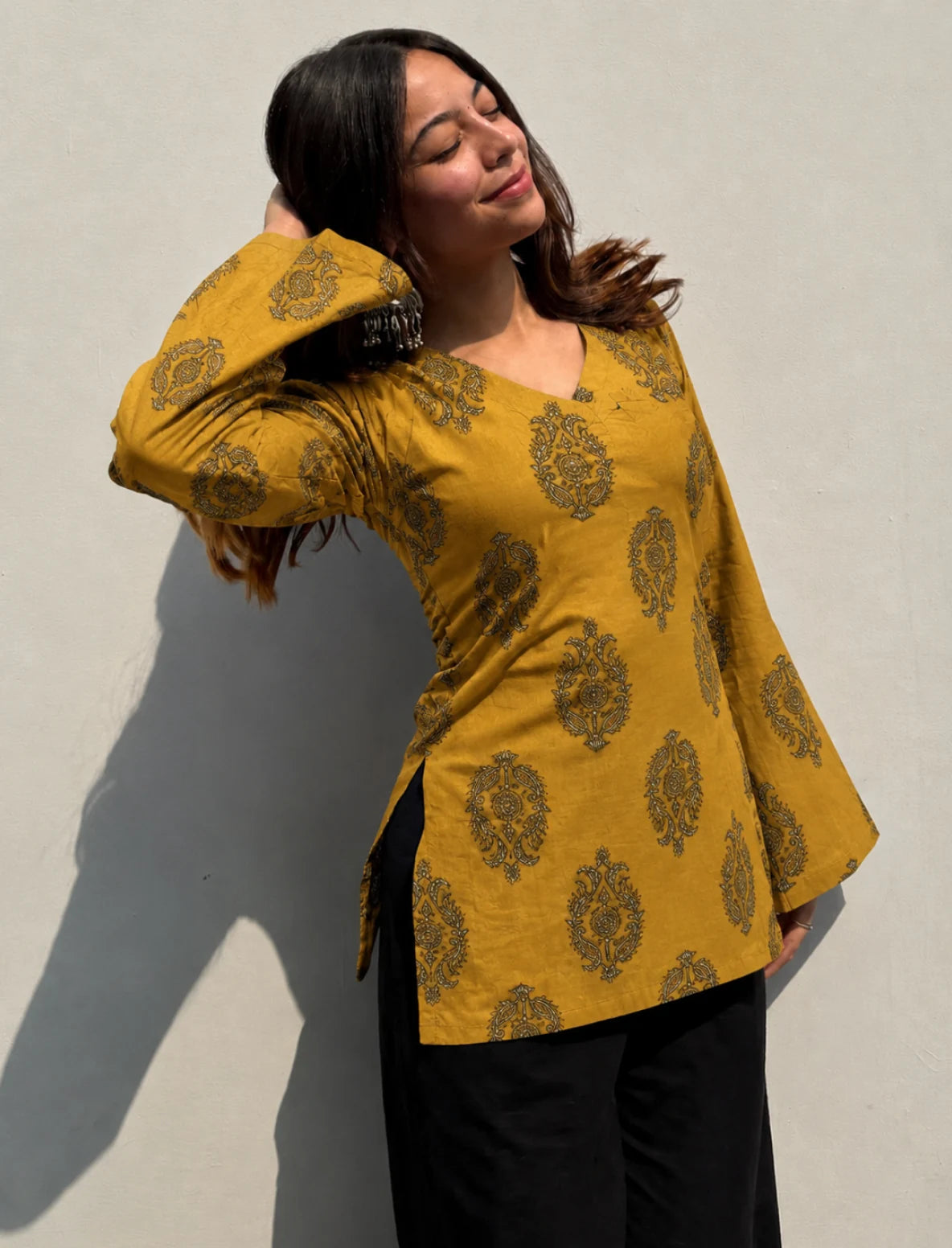 Anahita Bell Sleeves Kurti