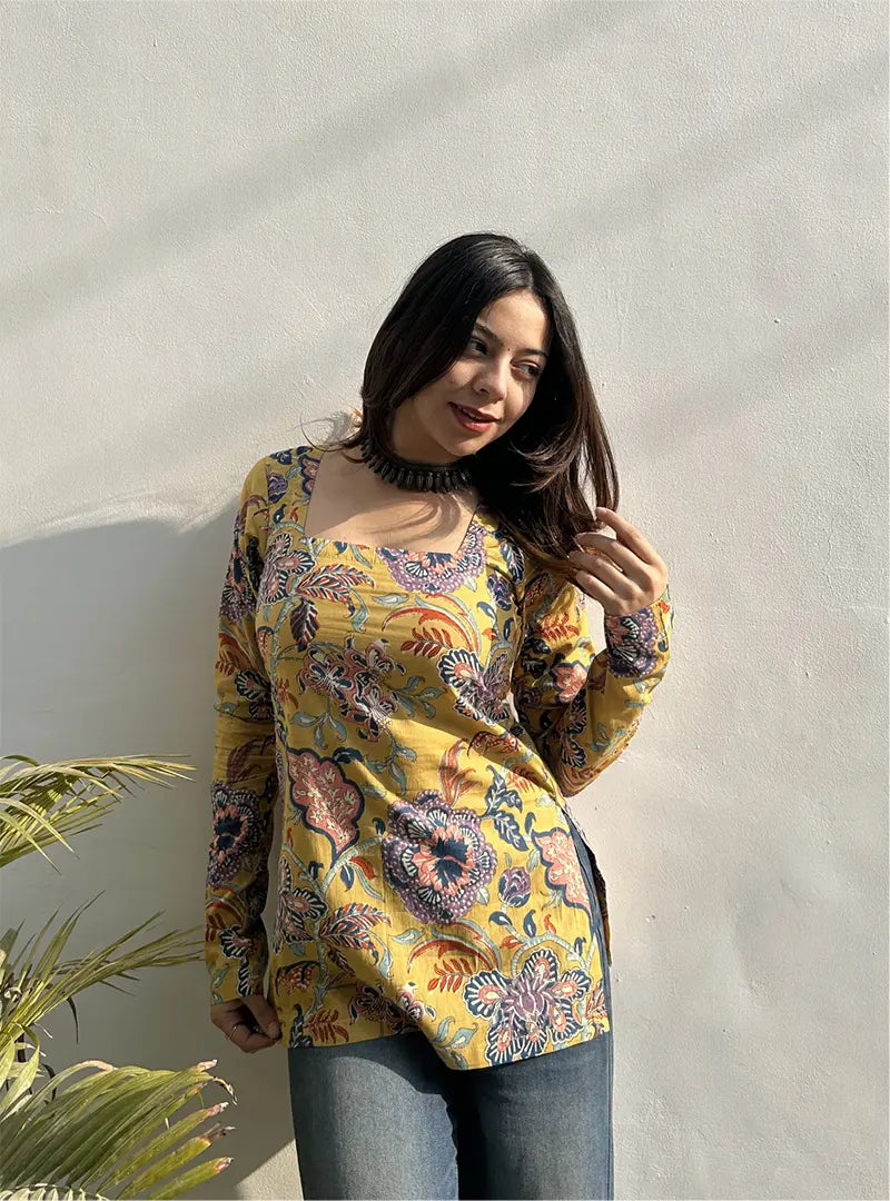 Jannat Square Neck Kurti by Evara
