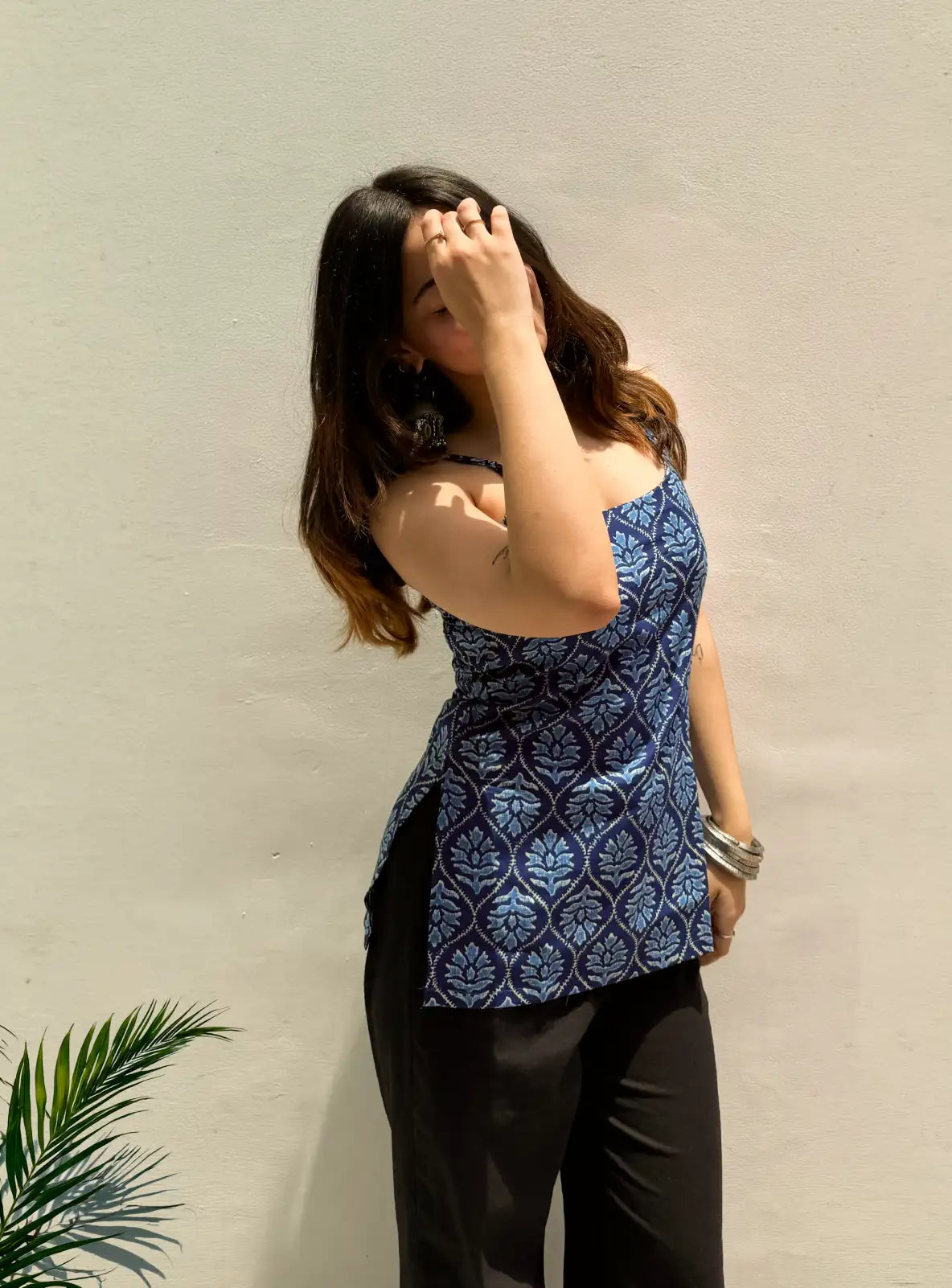 Nazar Battu Short Sleeveless Kurti