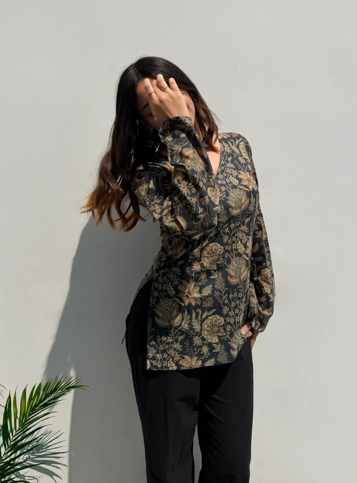 Jaan Nisaar Bell Sleeves Kurti