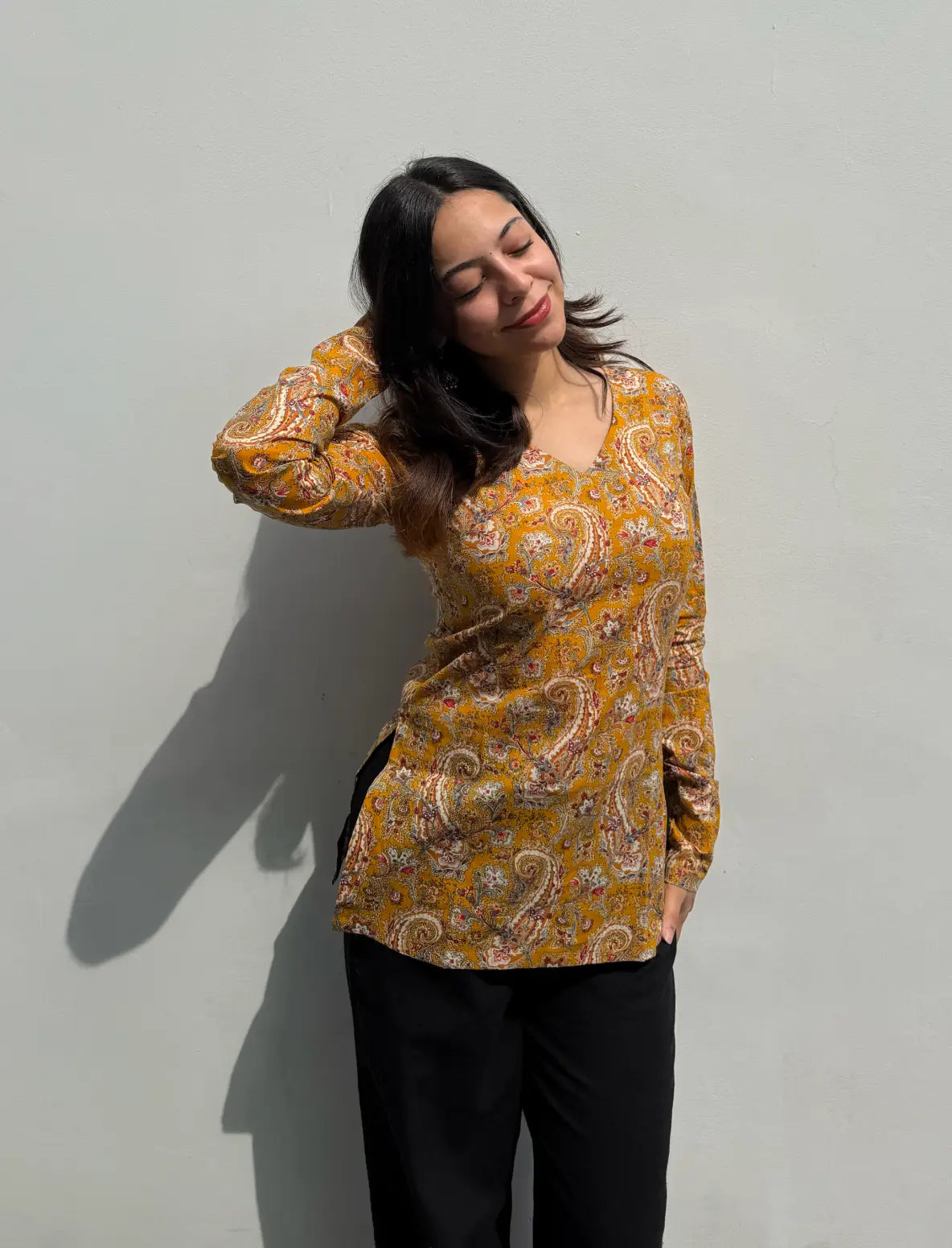 Avika Straight Sleeves Kurti
