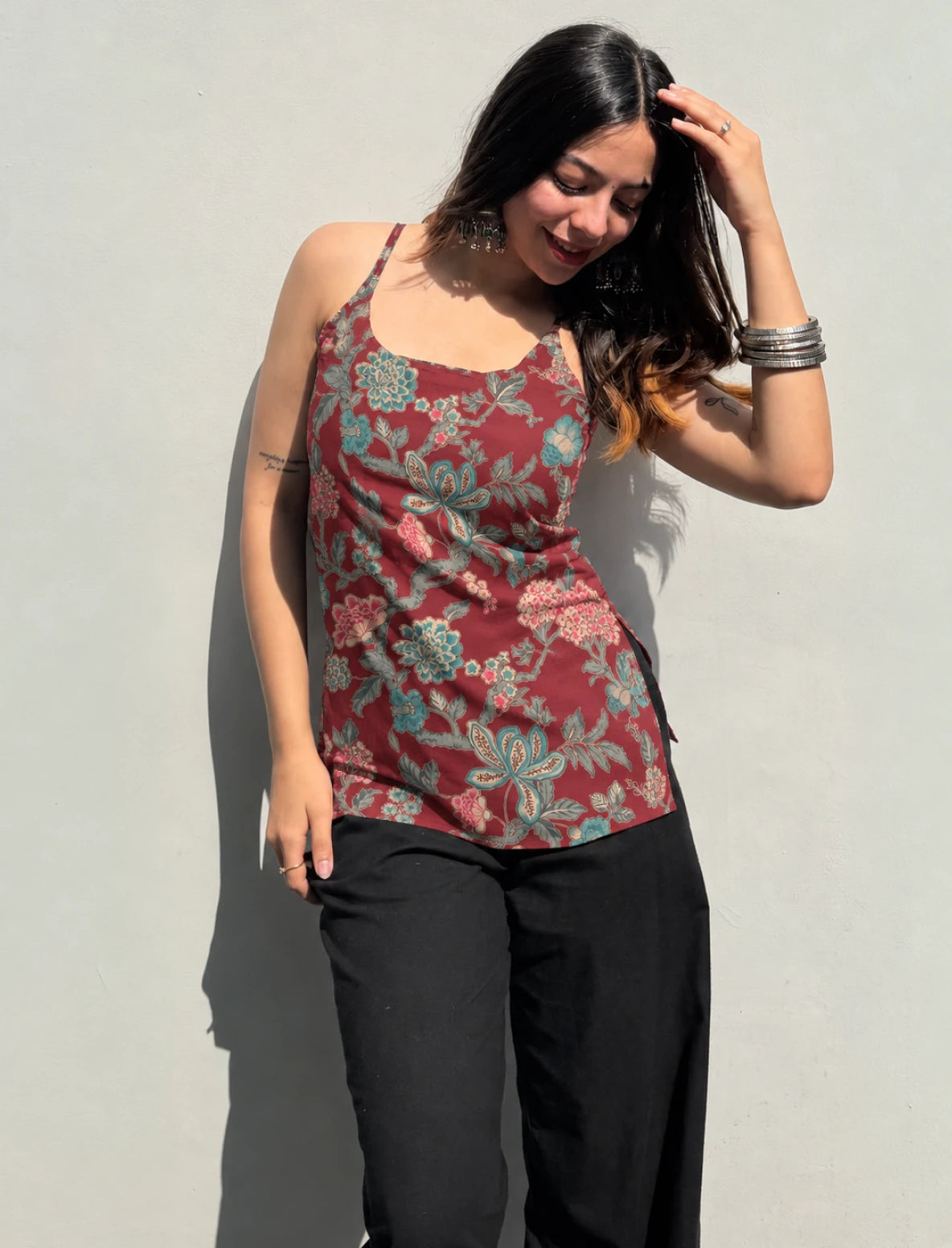 Raazi Short Sleeveless Kurti