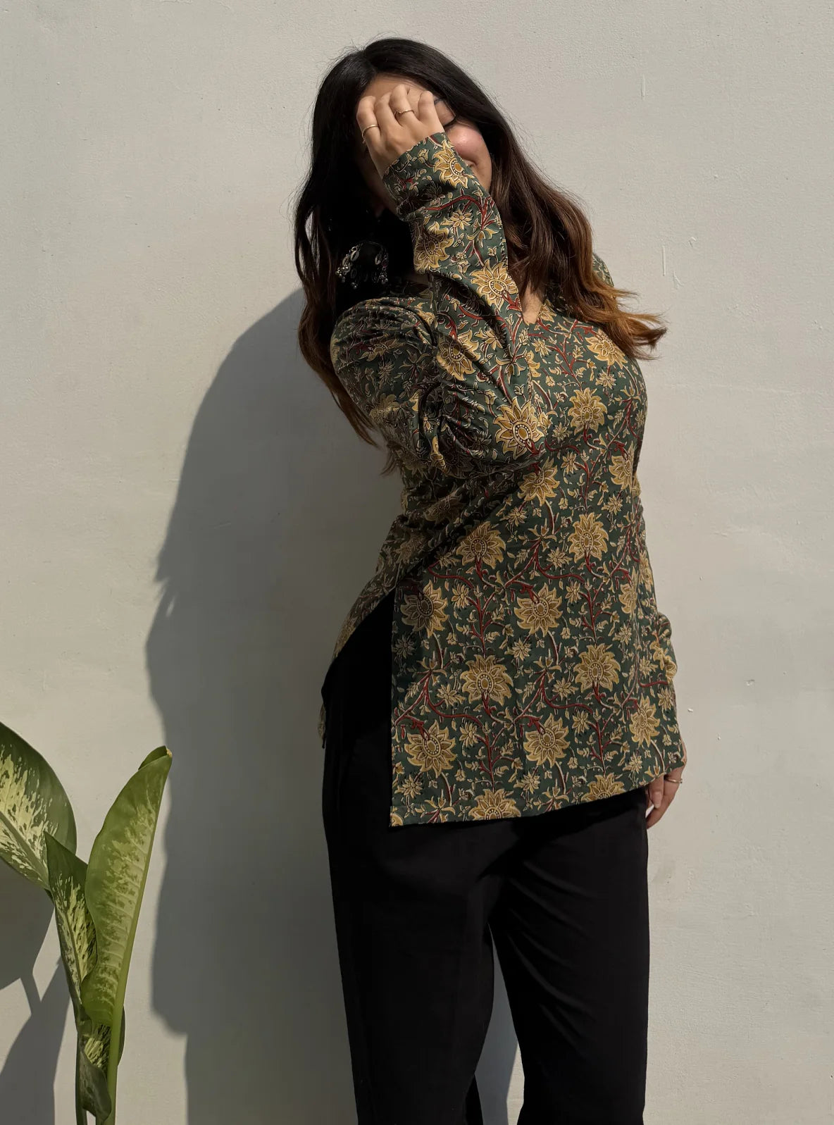 Divya Straight Sleeves Kurti