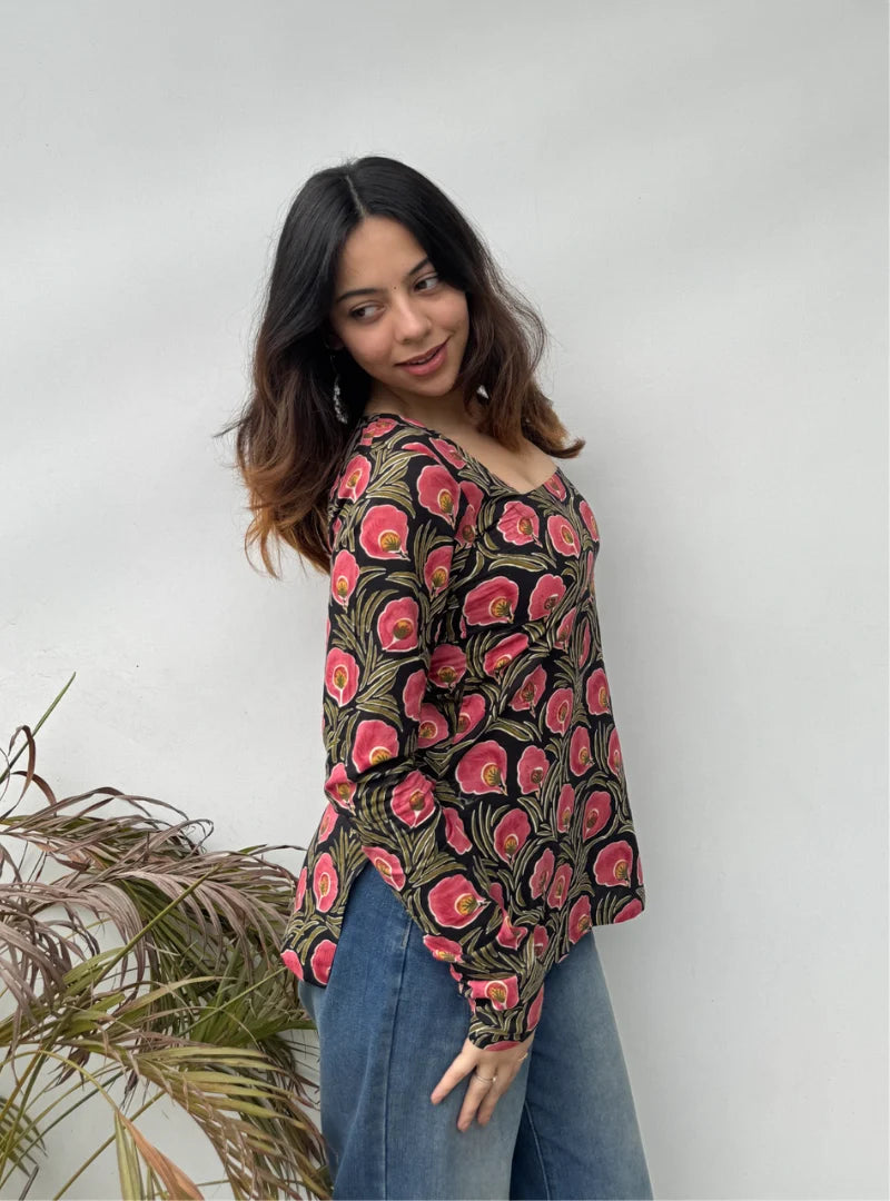 Dilbaro Square Neck Kurti