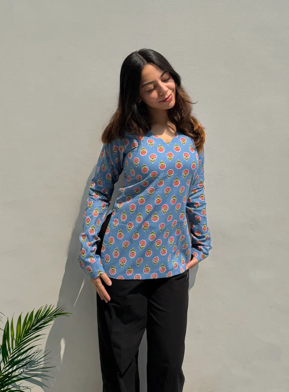 Savera Straight Sleeves Kurti