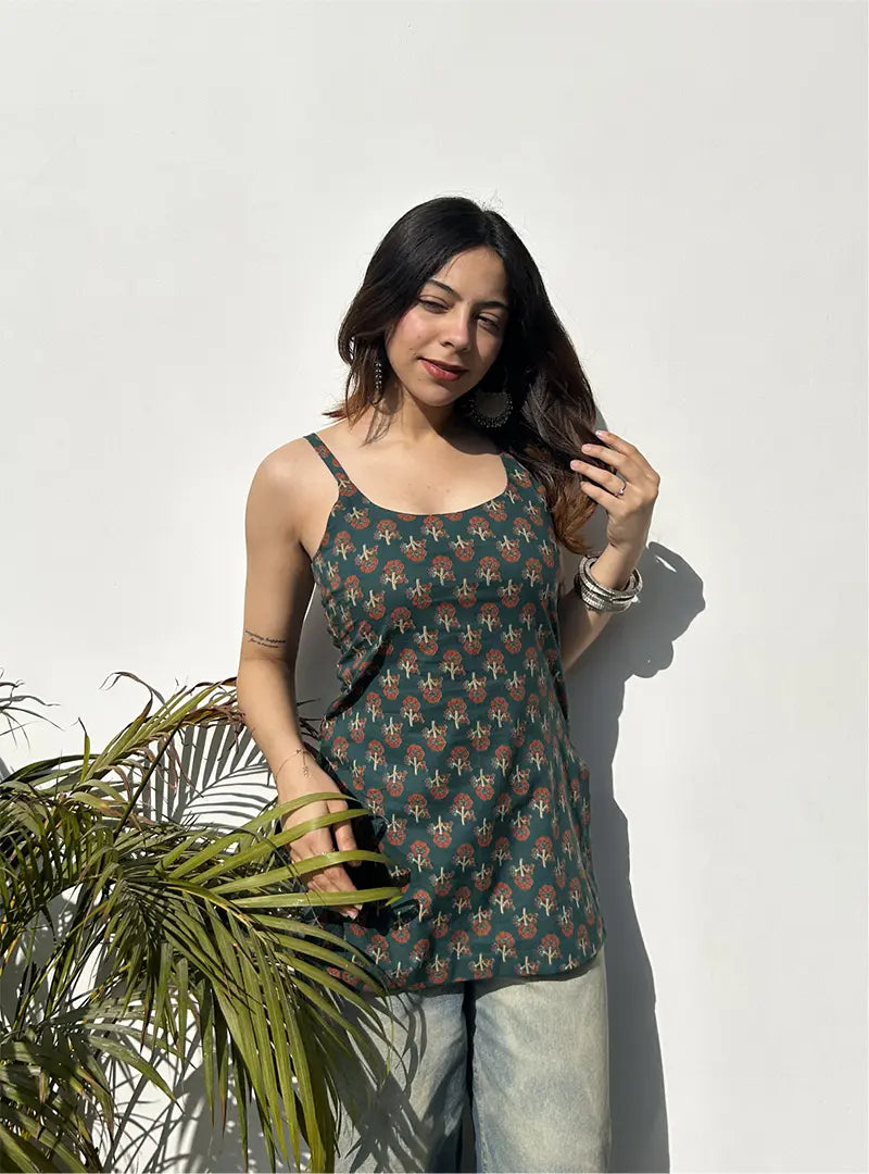 Rabba Short Sleeveless Kurti