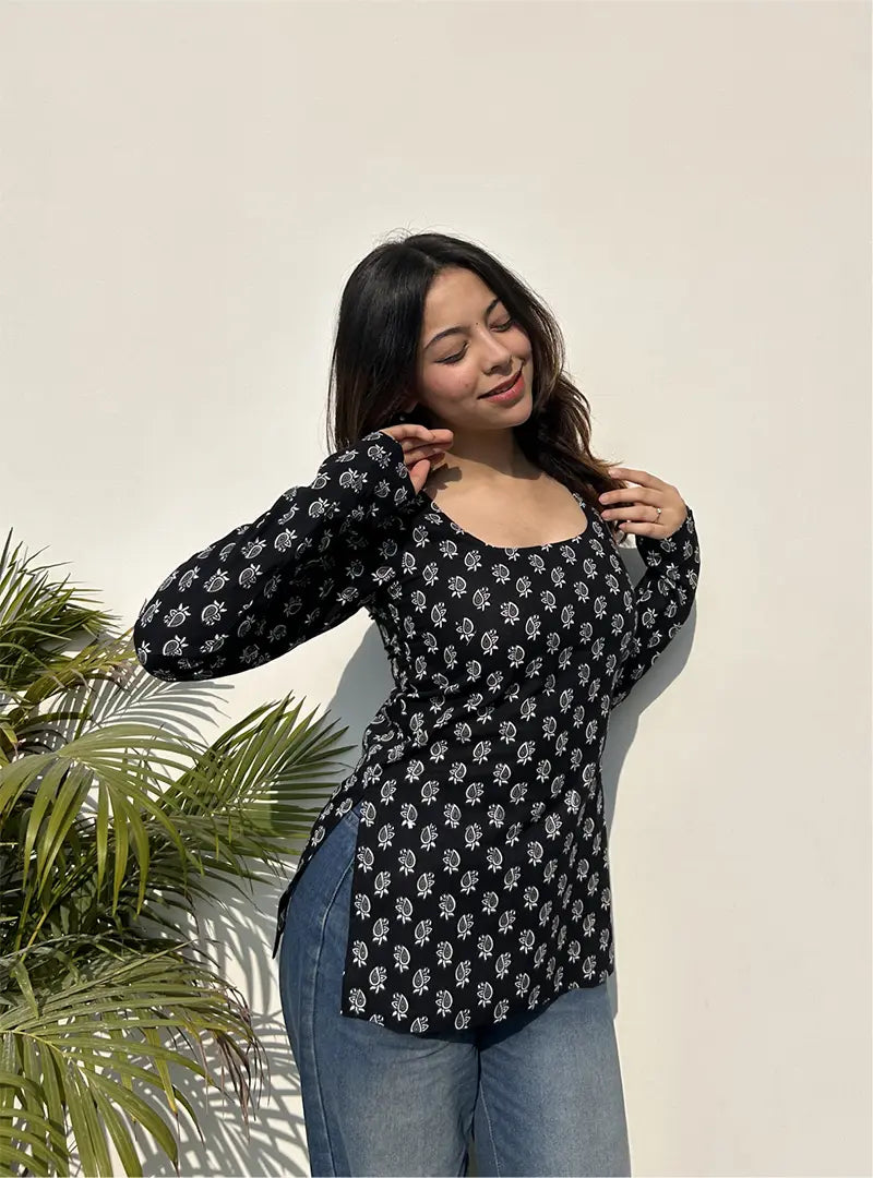 Iktara Boat Neck Kurti by Evara