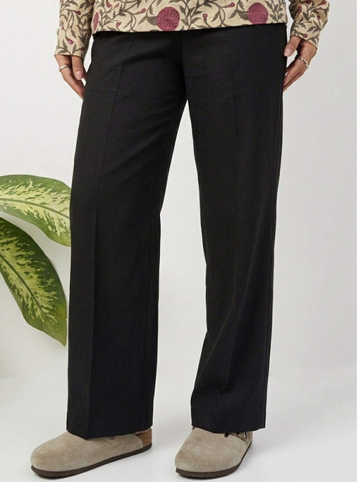 Black Cotton Linen Relaxed Fit Pants
