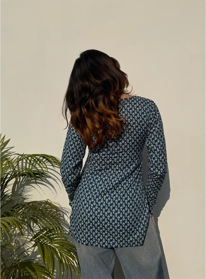 Urvi Square Neck Kurti