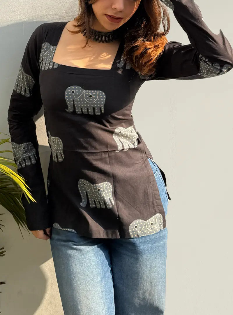 Shayra Square Neck Kurti by Evara
