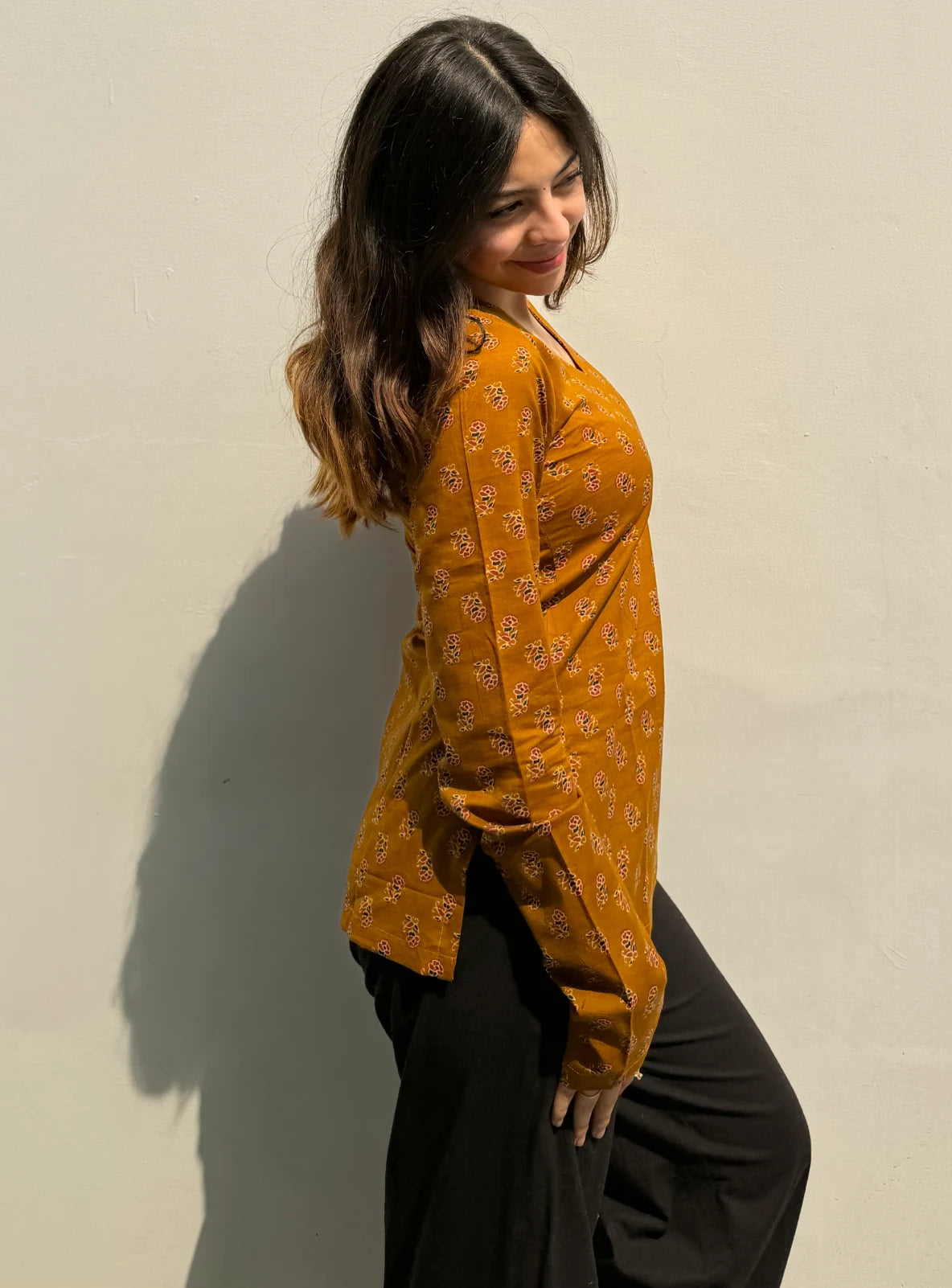 Nisaar Straight Sleeves Kurti