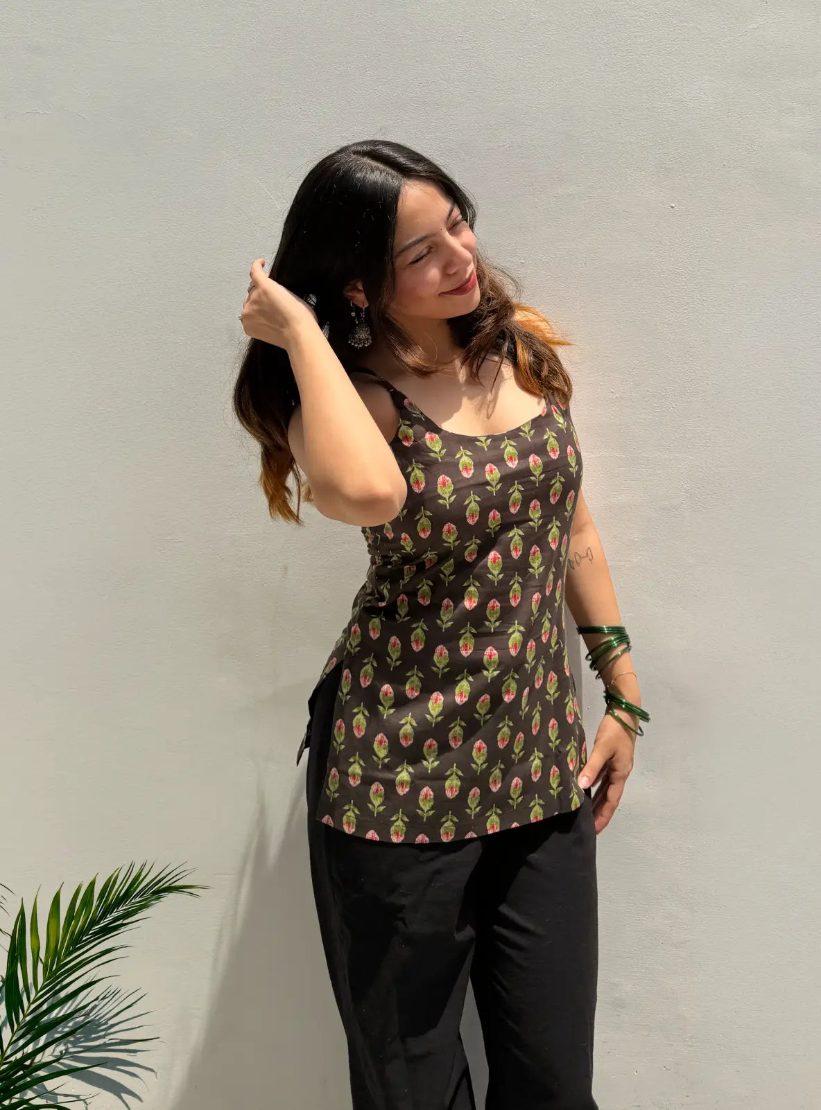 Bawri Short Sleeveless Kurti