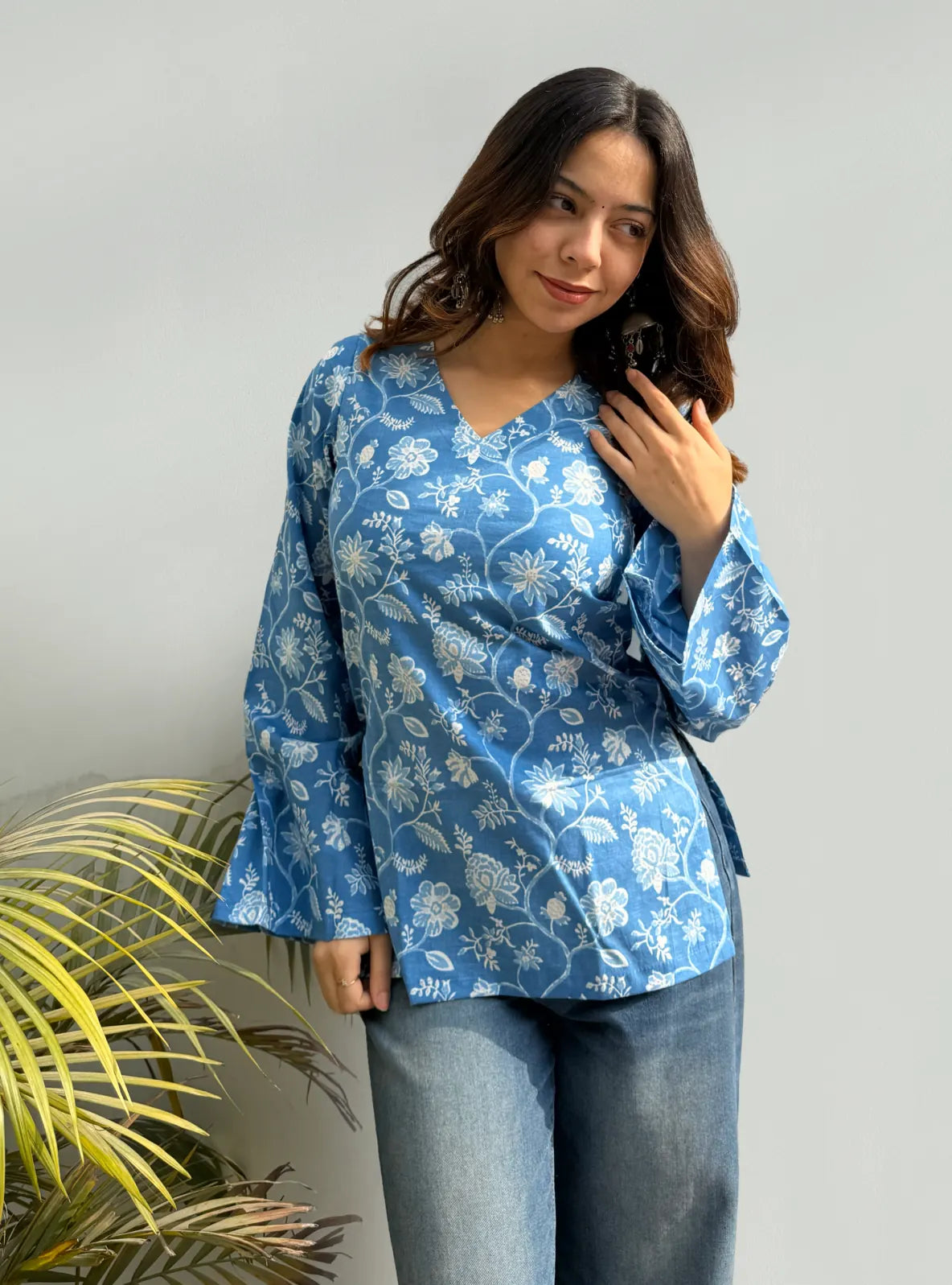 Nayra Bell Sleeves Kurti