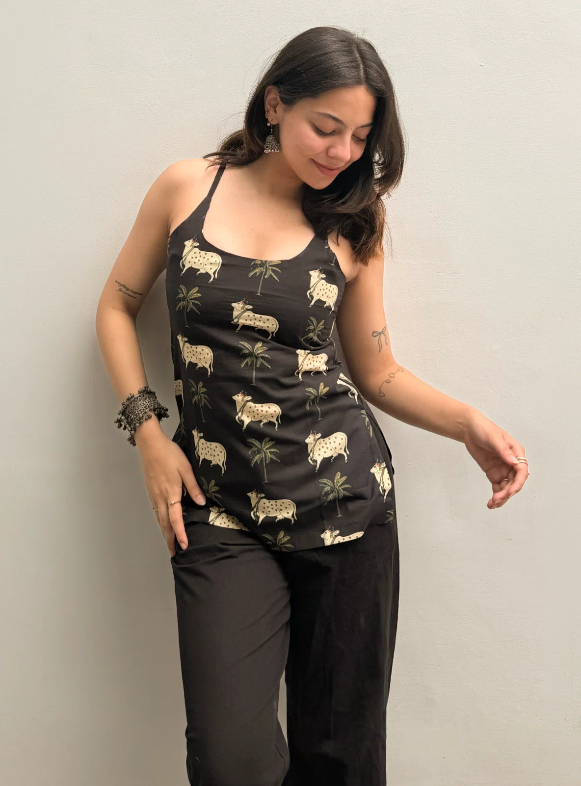 Gauri Short Sleeveless Kurti