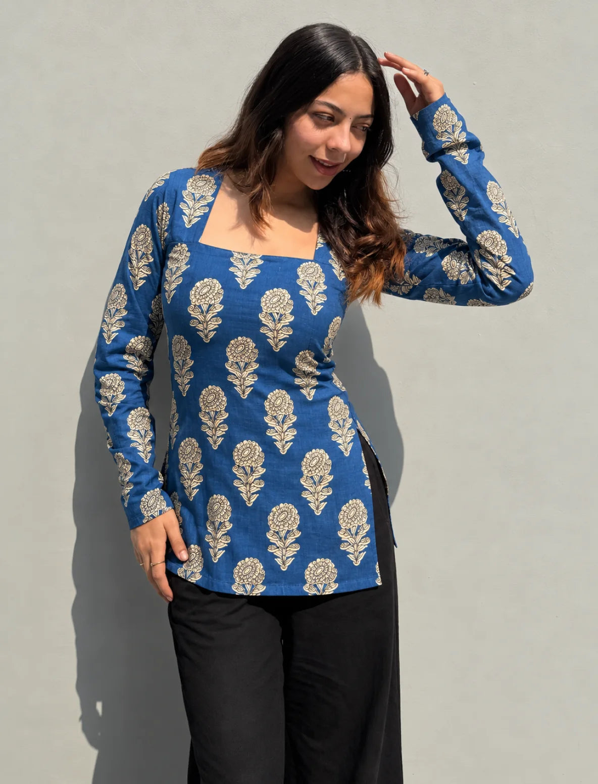 Iraaya Square Neck Kurti