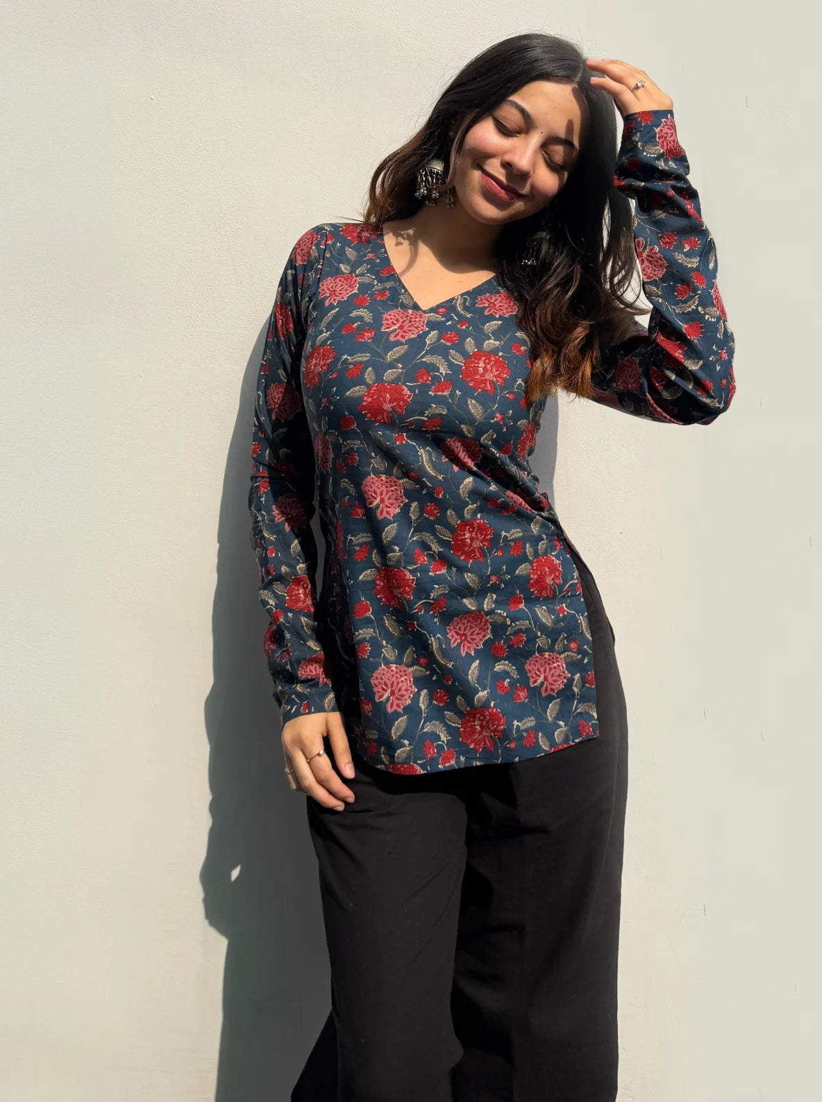 Aadhya Straight Sleeves Kurti
