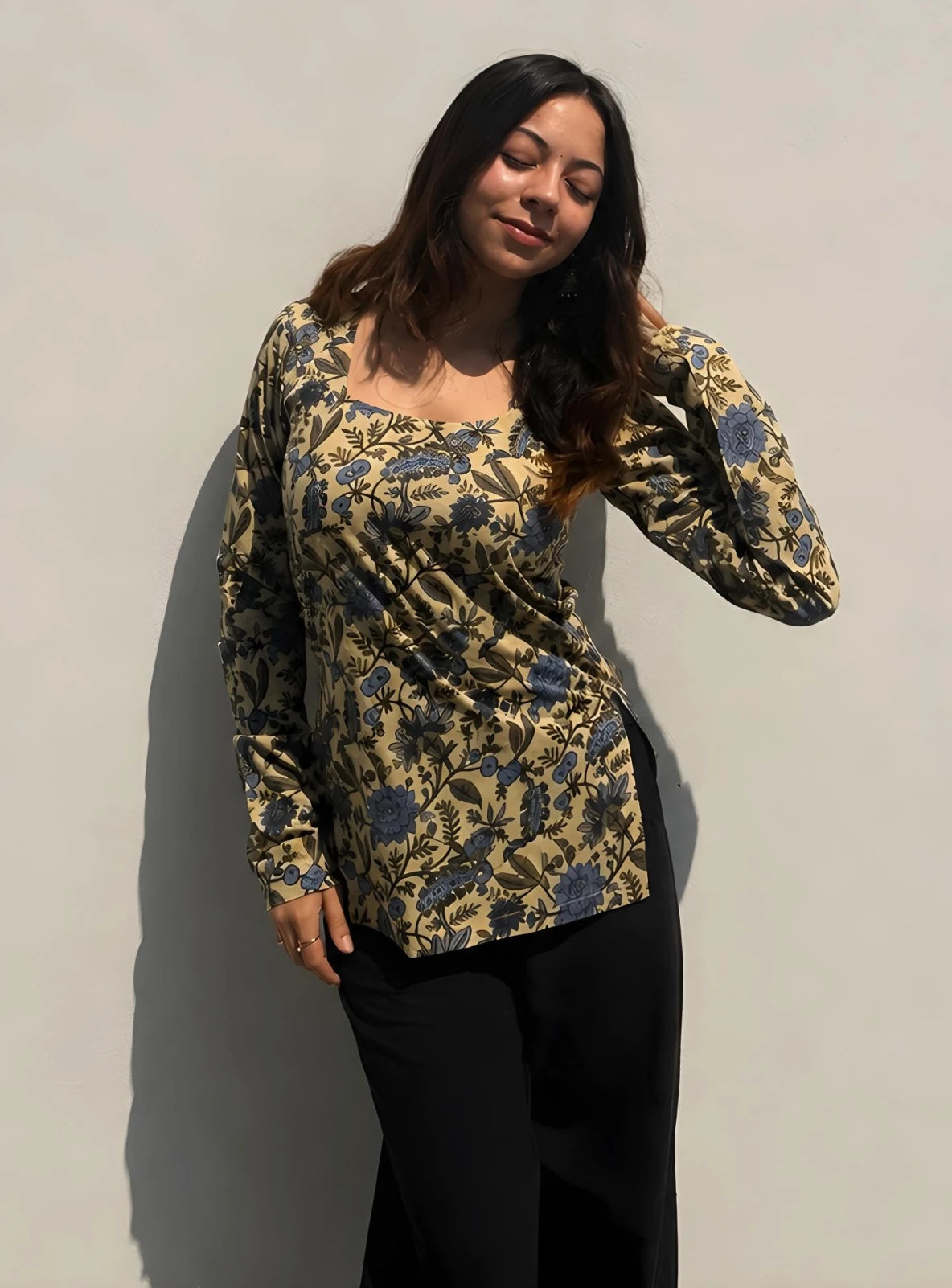 Ruhani Boat Neck Kurti