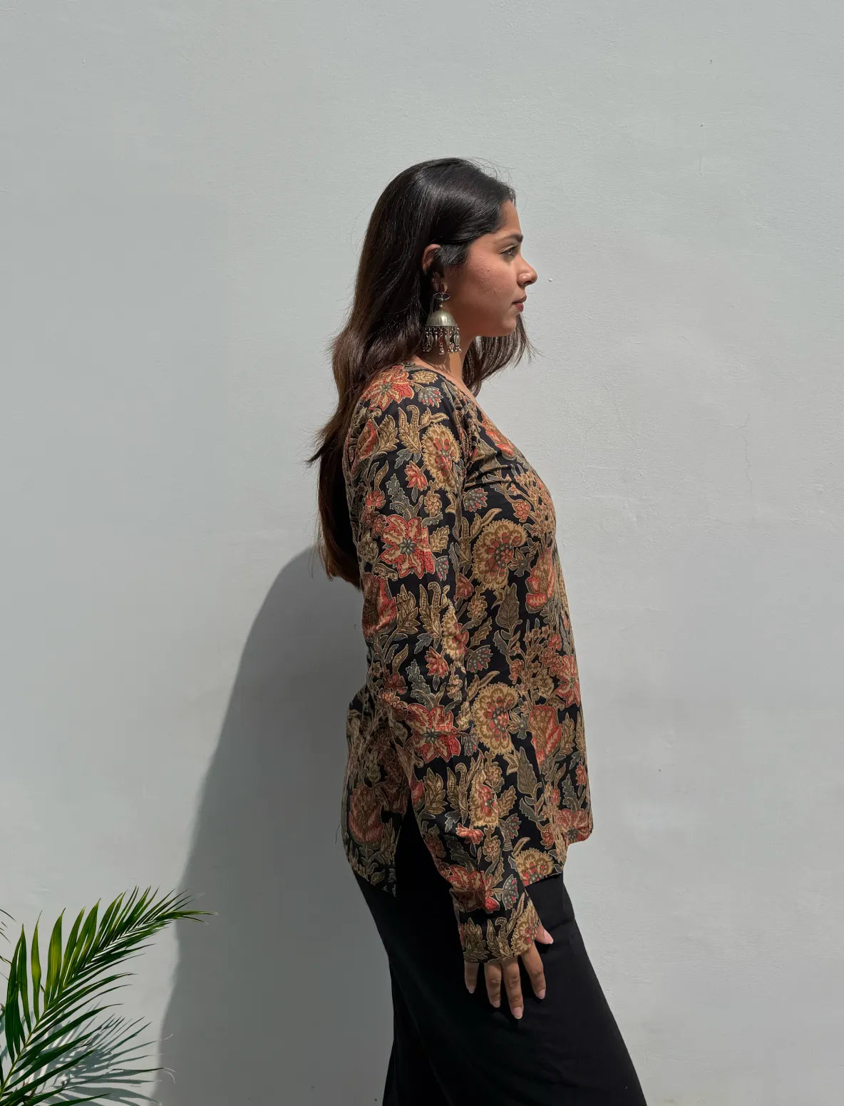 Faguni Boat Neck Kurti