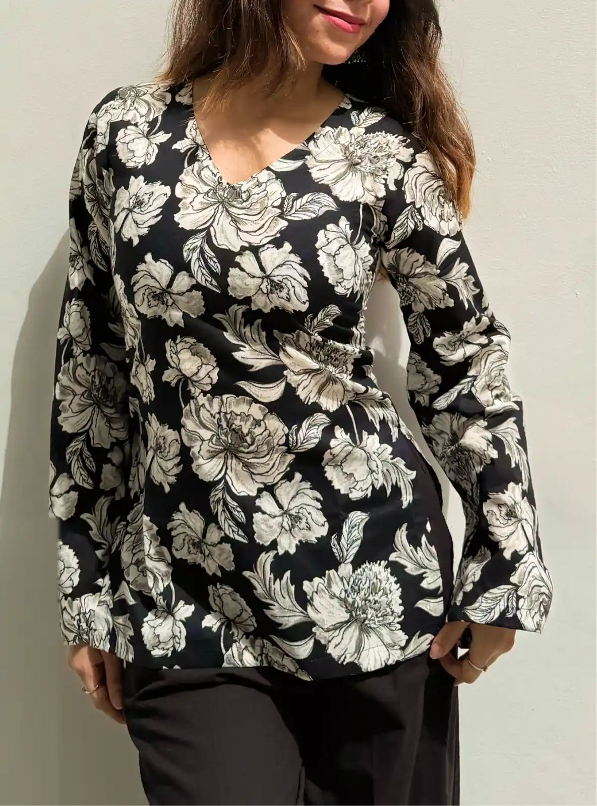 Aashiqa Bell Sleeves Kurti