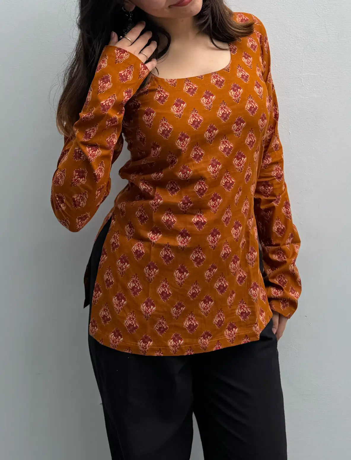 Arshiya Boat Neck Kurti