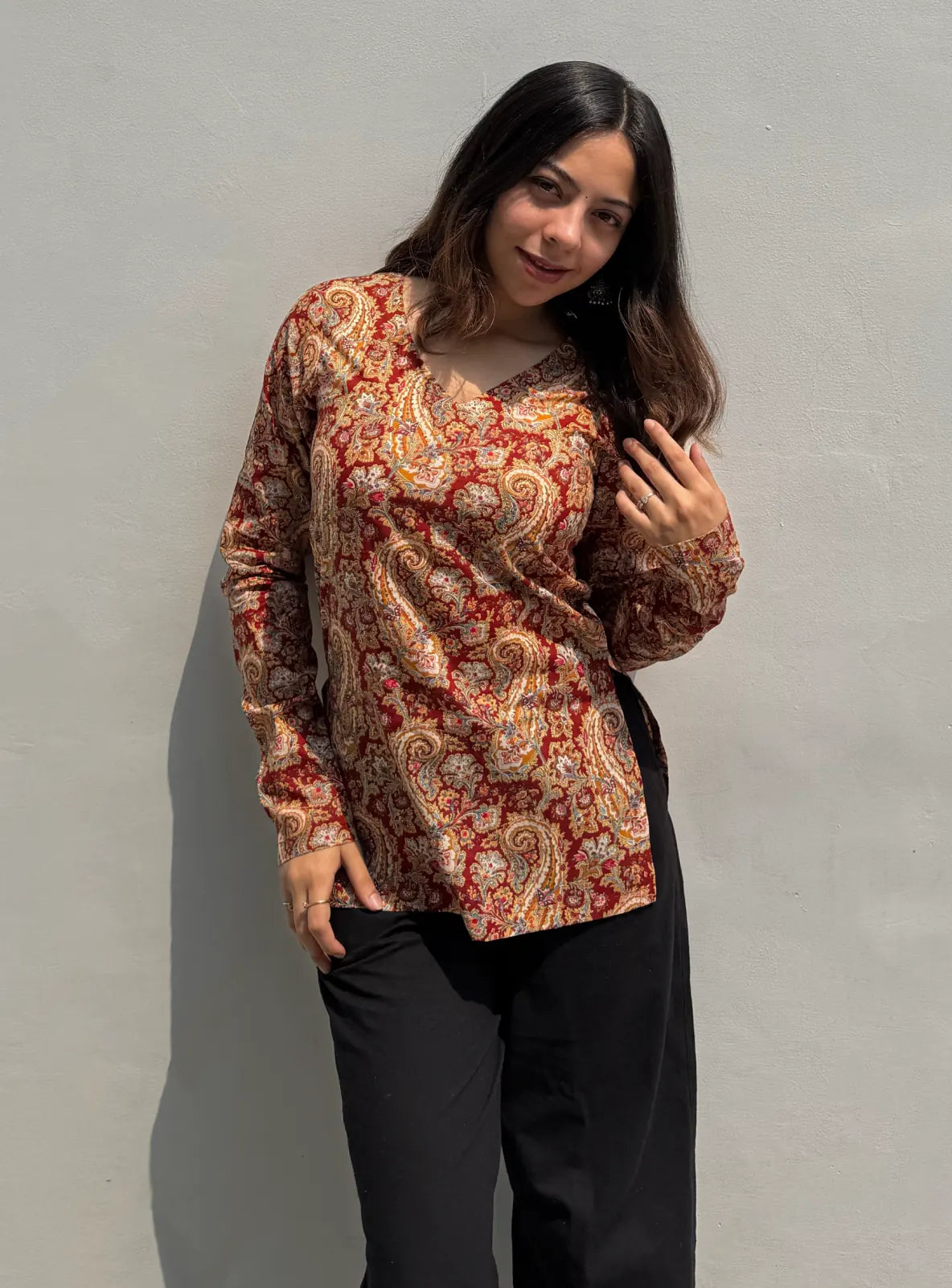Phoolkari Straight Sleeves Kurti
