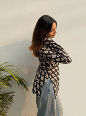 Carvaan Straight Sleeves Kurti by Evara