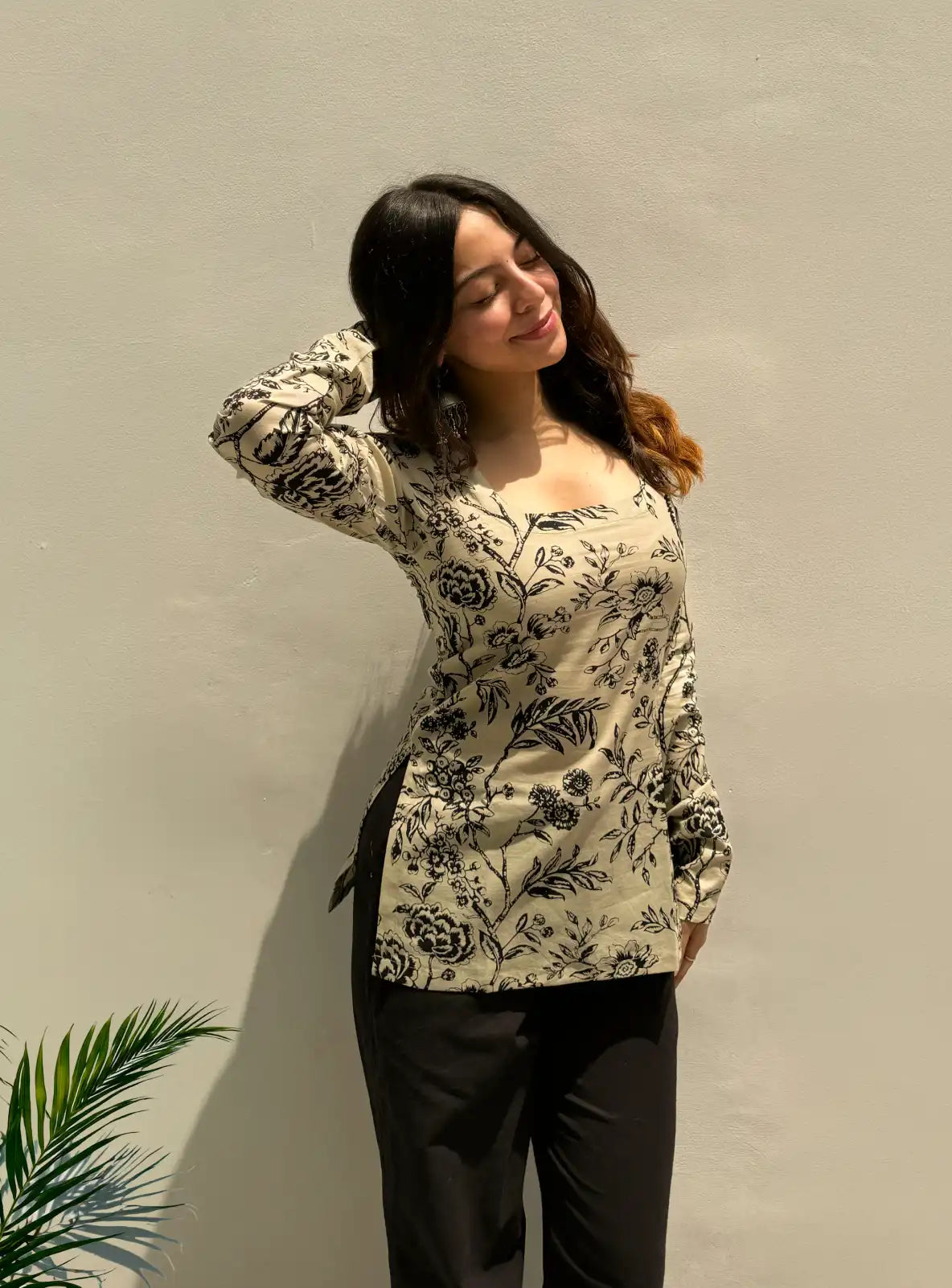 Innayat Square Neck Kurti