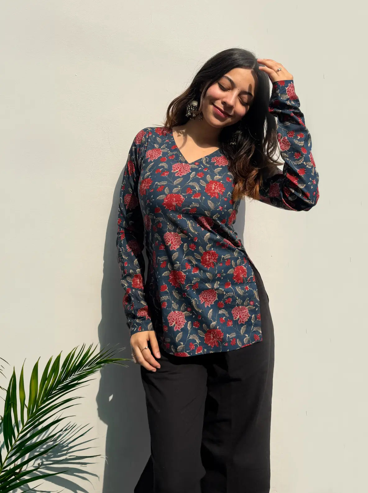 Aadhya Straight Sleeves Kurti
