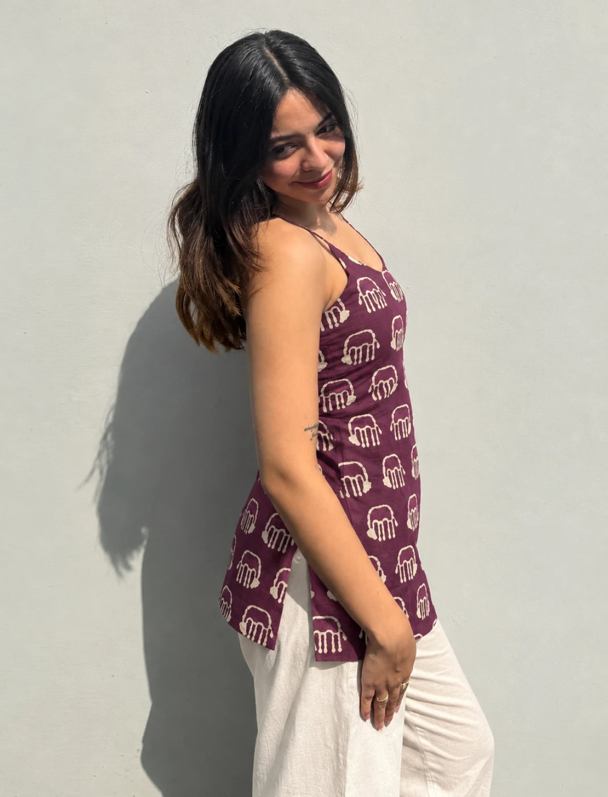 Husna Short Sleeveless Kurti
