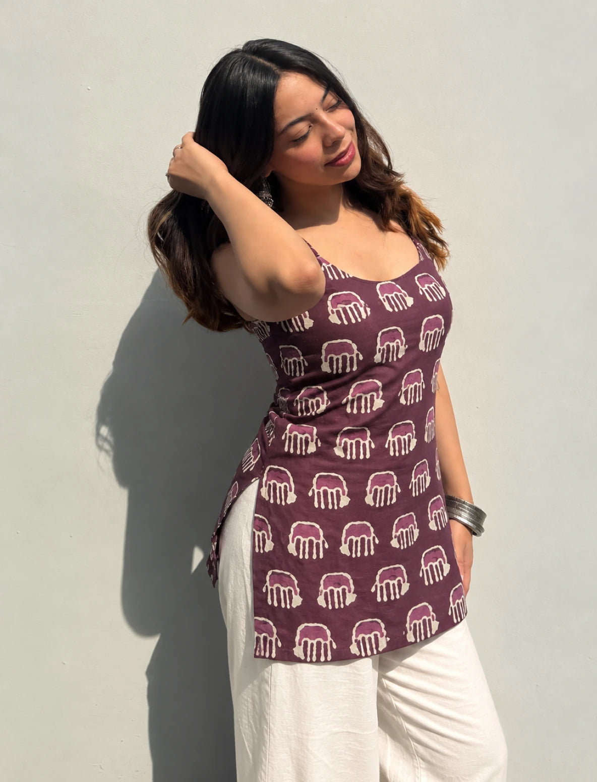 Husna Short Sleeveless Kurti