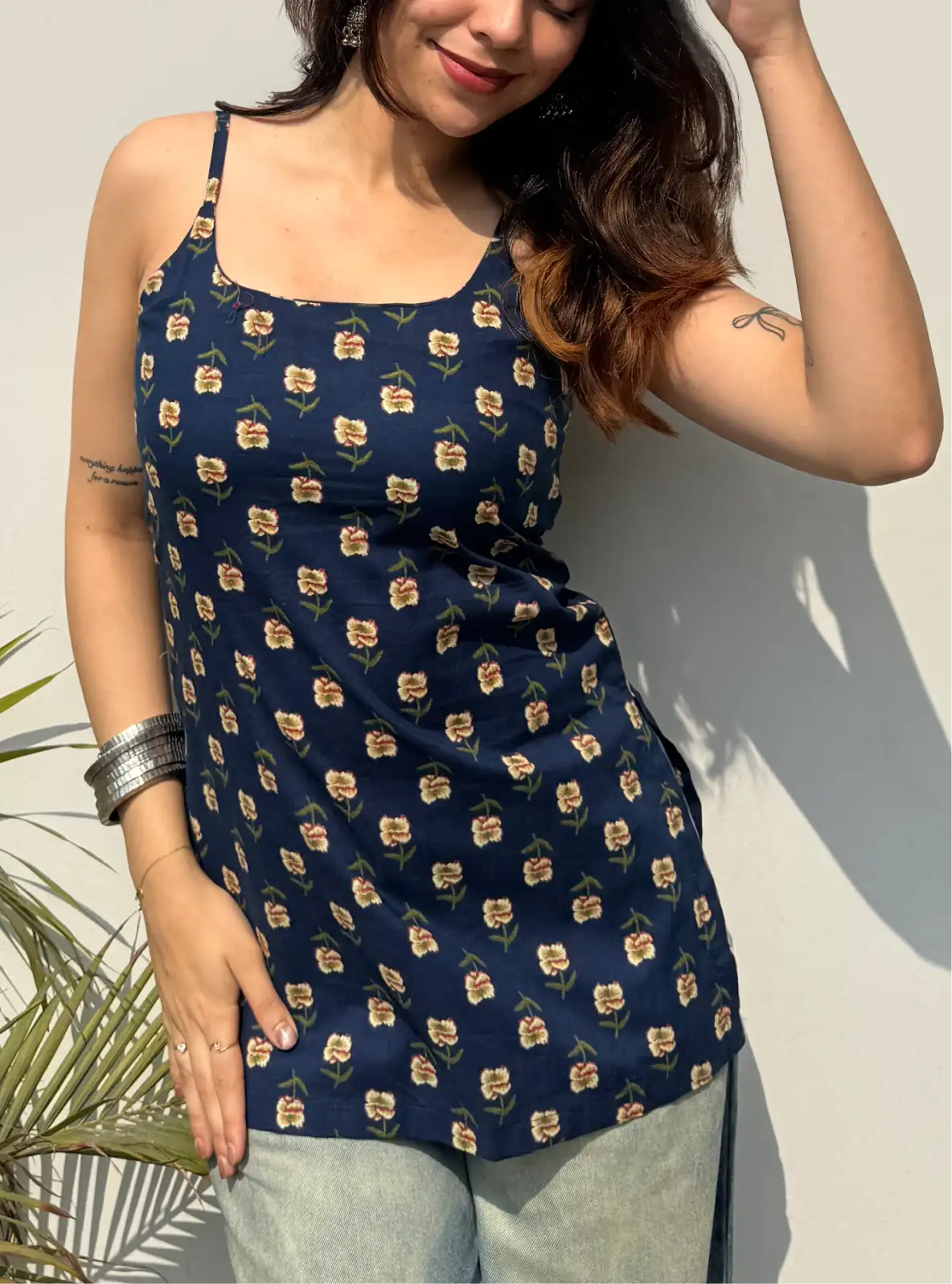 Sajni Short Sleeveless Kurti