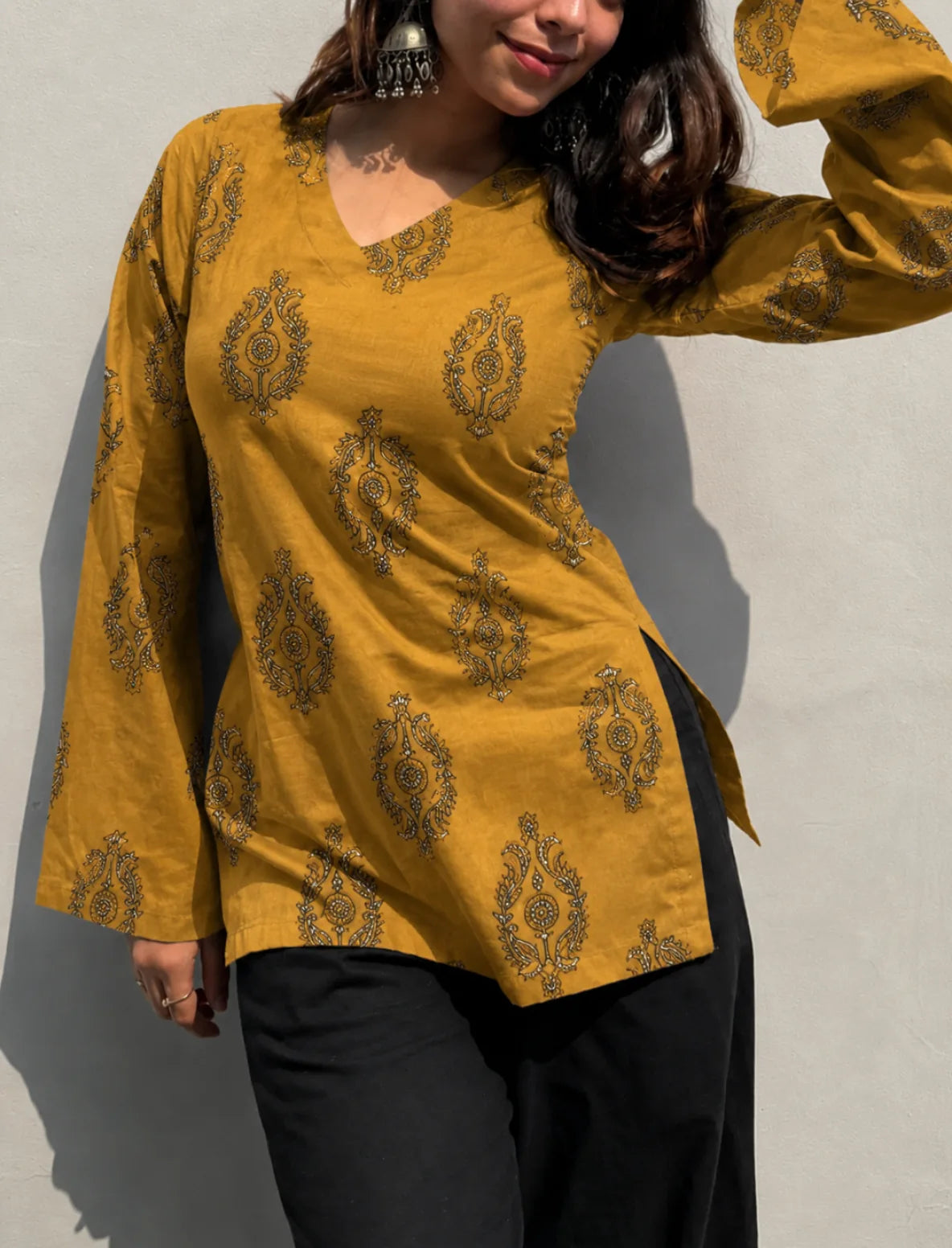 Anahita Bell Sleeves Kurti