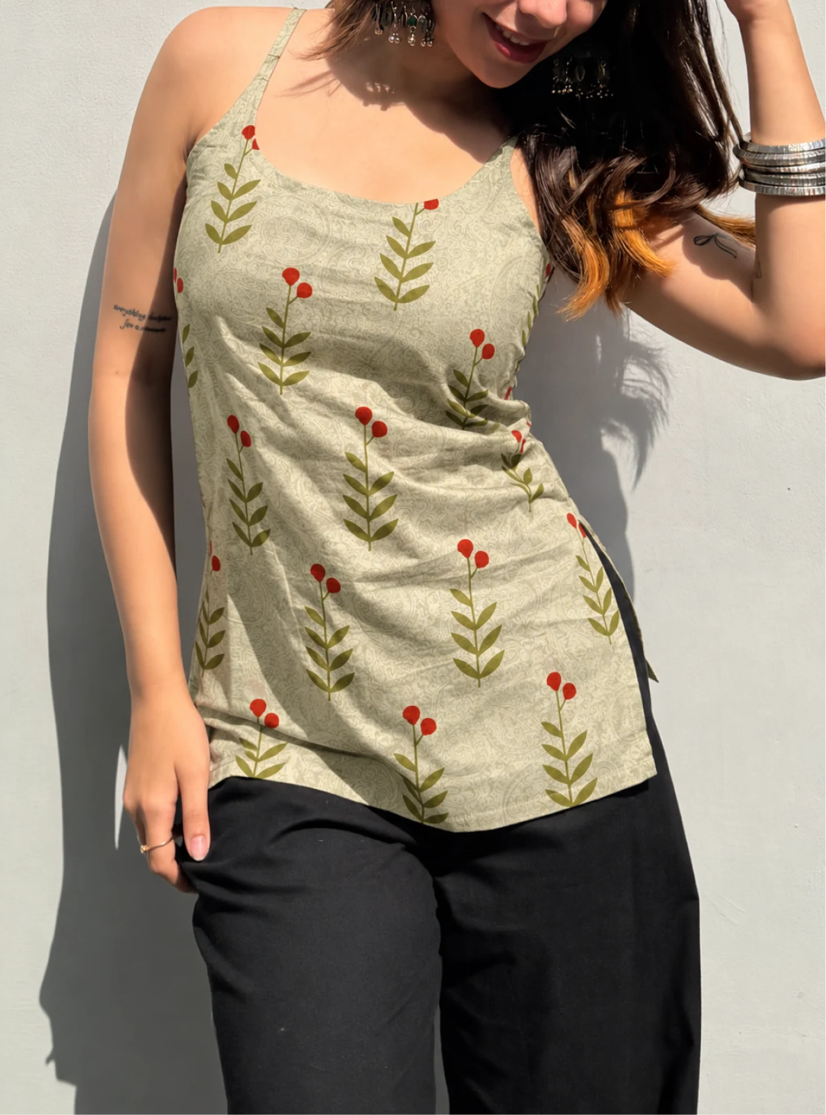 Kuhu Short Sleeveless Kurti