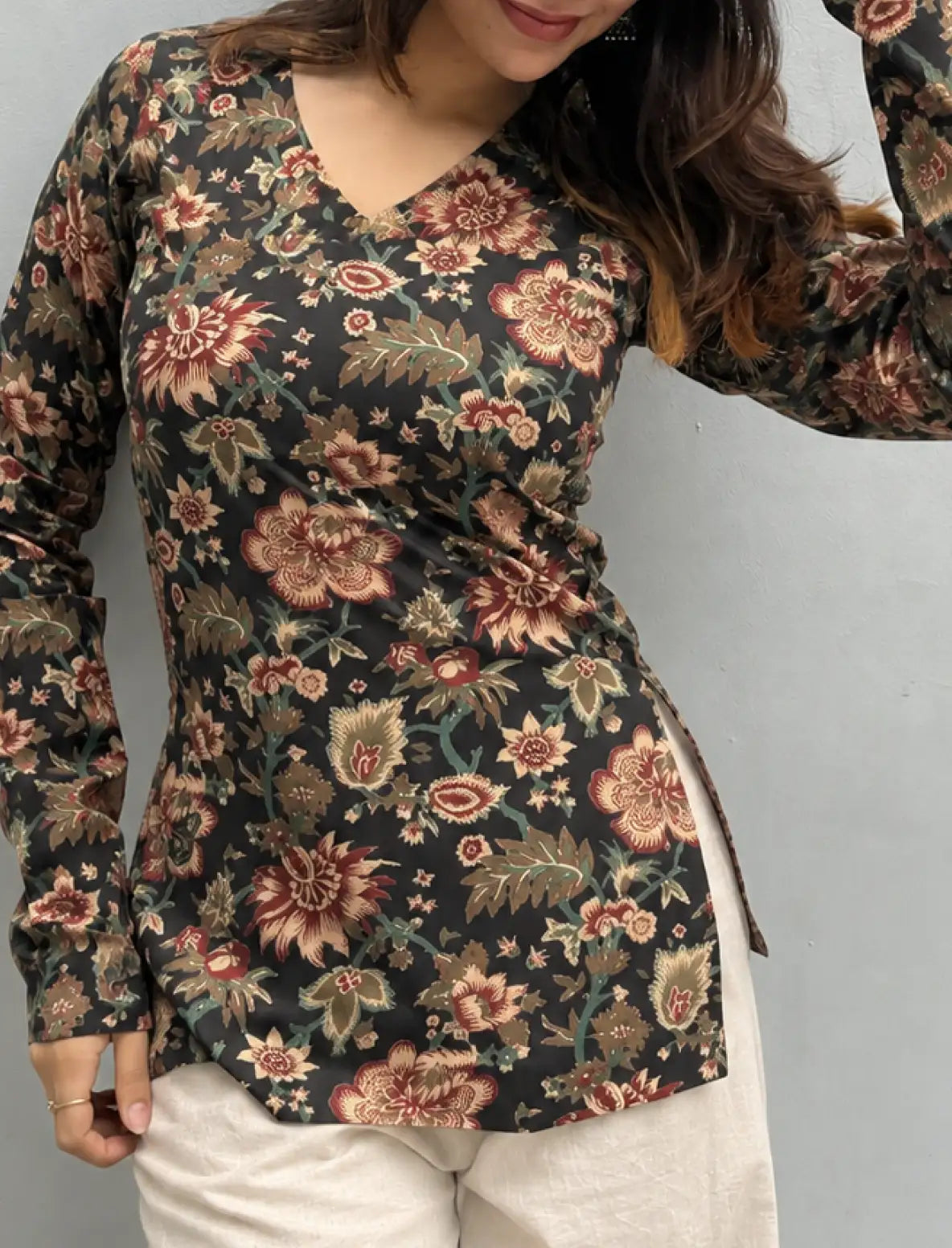 Nupur Straight Sleeves Kurti