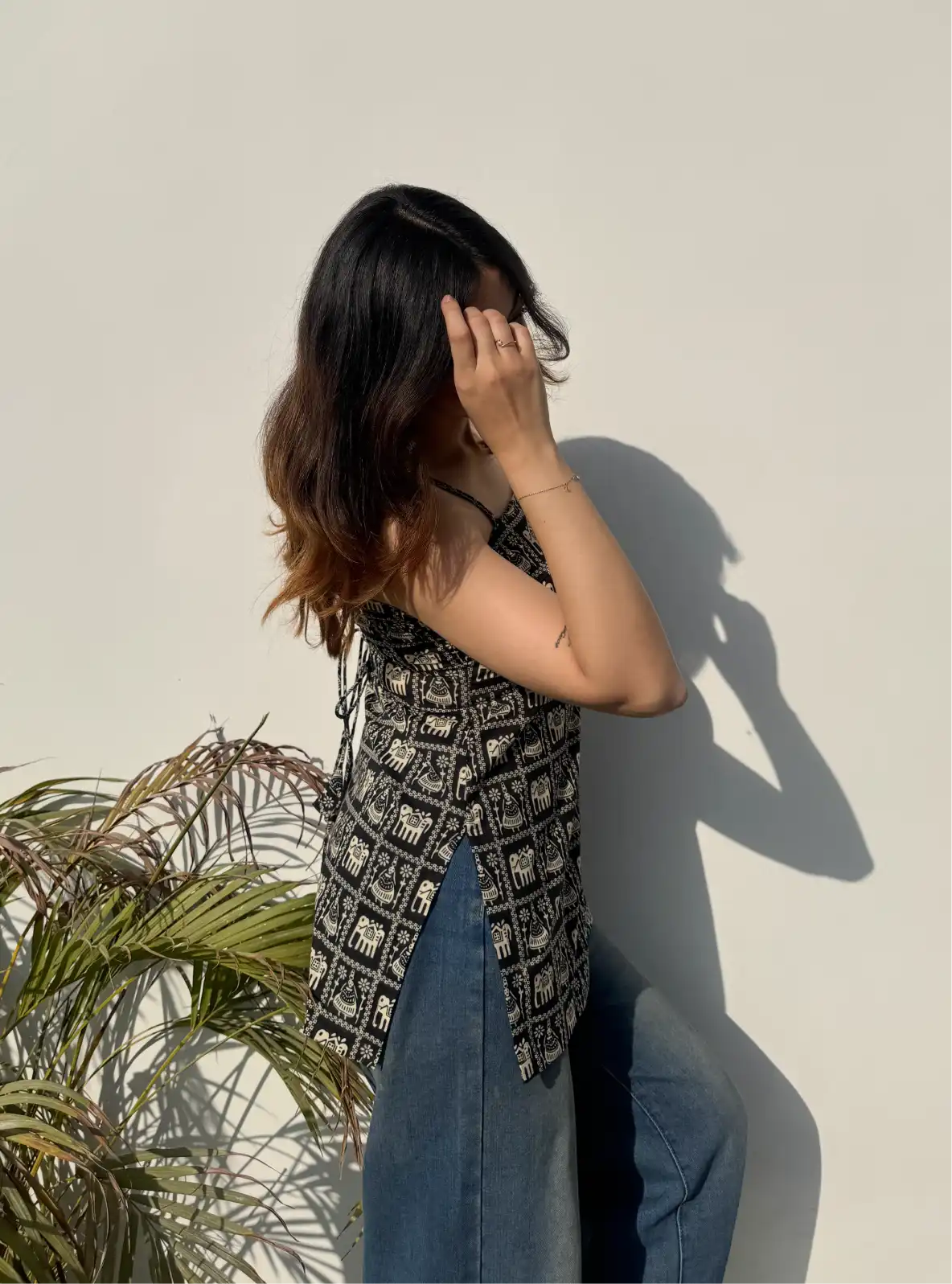 Aahista Corset Back Sleeveless Kurti