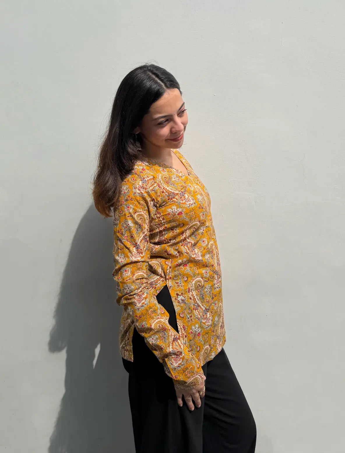 Avika Straight Sleeves Kurti