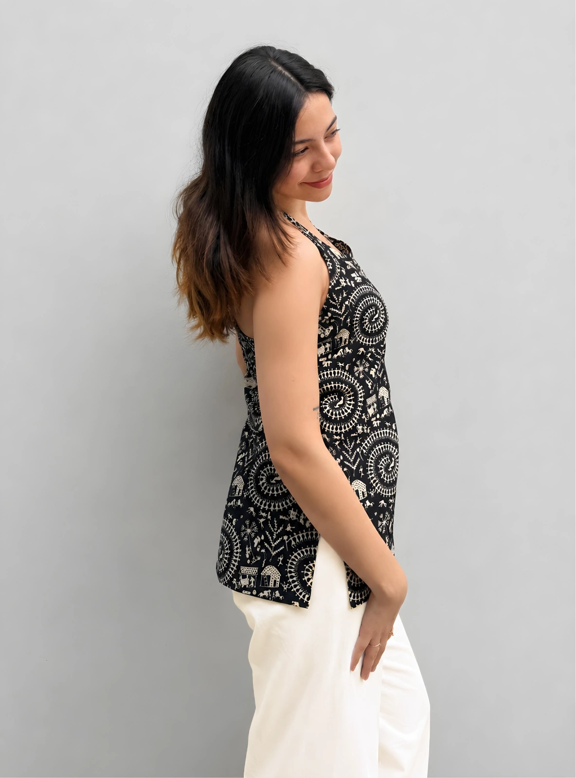 Ojasvi Halter Neck Kurti
