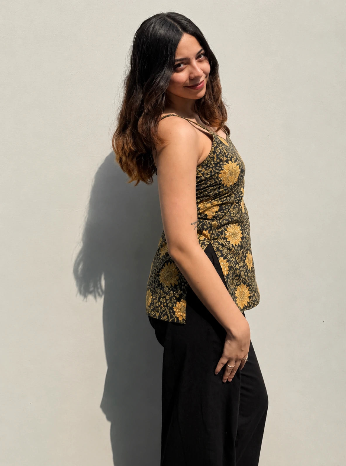 Tanvi Short Sleeveless Kurti