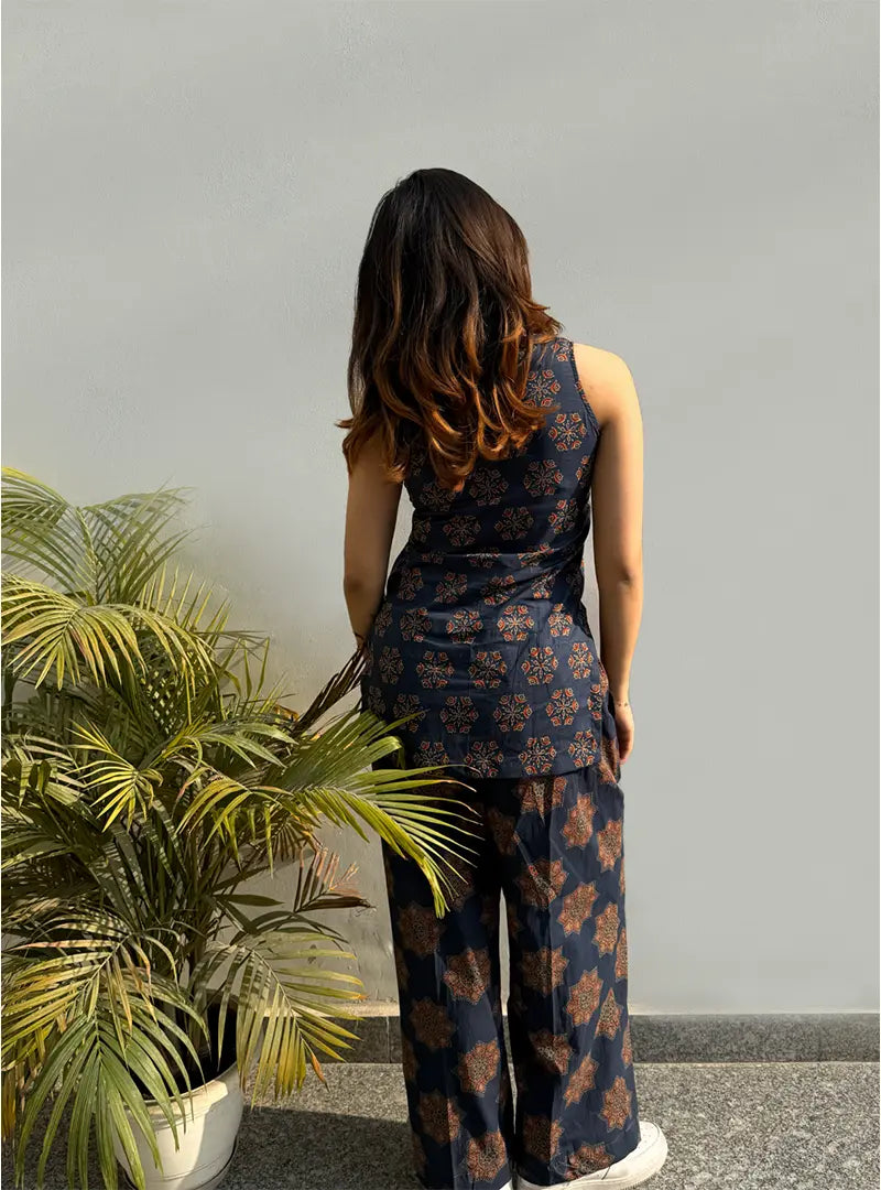 Avni Sleeveless Co-ord Set by Evara