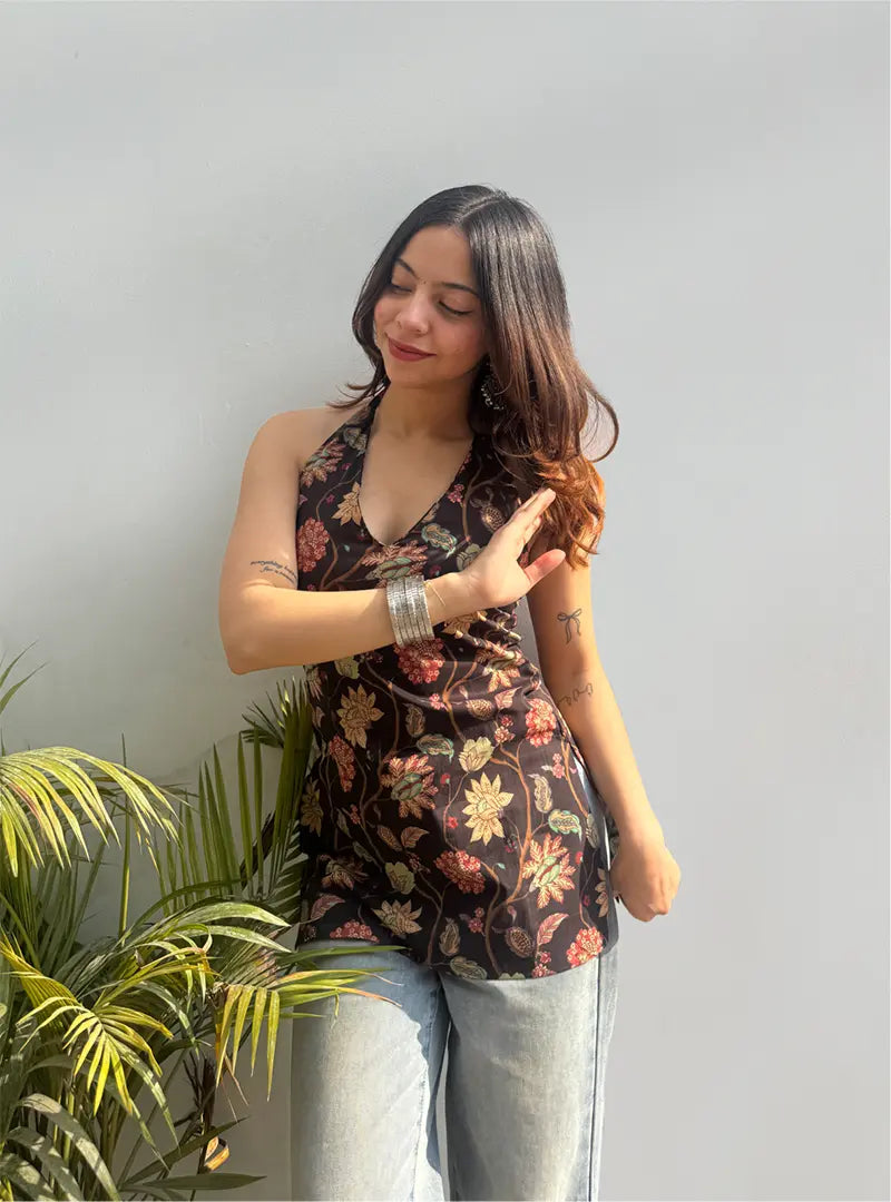 Raahat Halter Neck Kurti by Evara