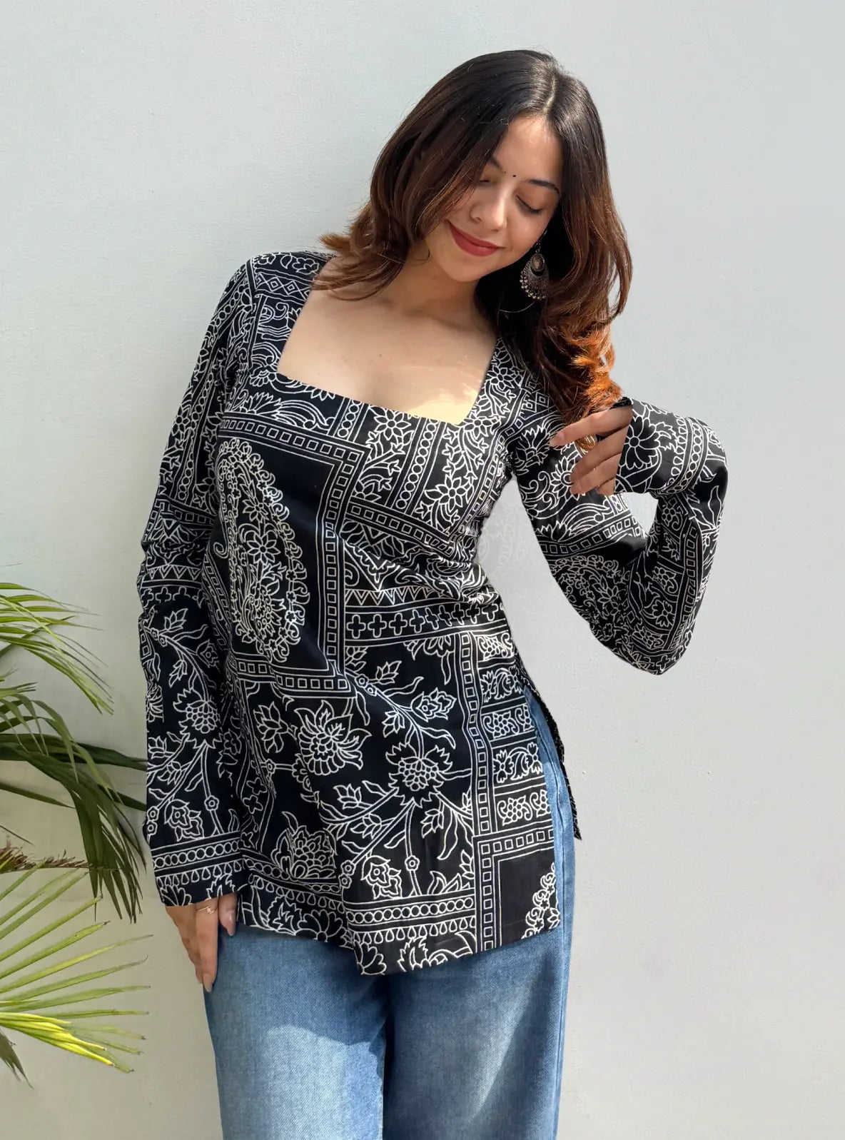 Inaya Square Neck Kurti by Evara