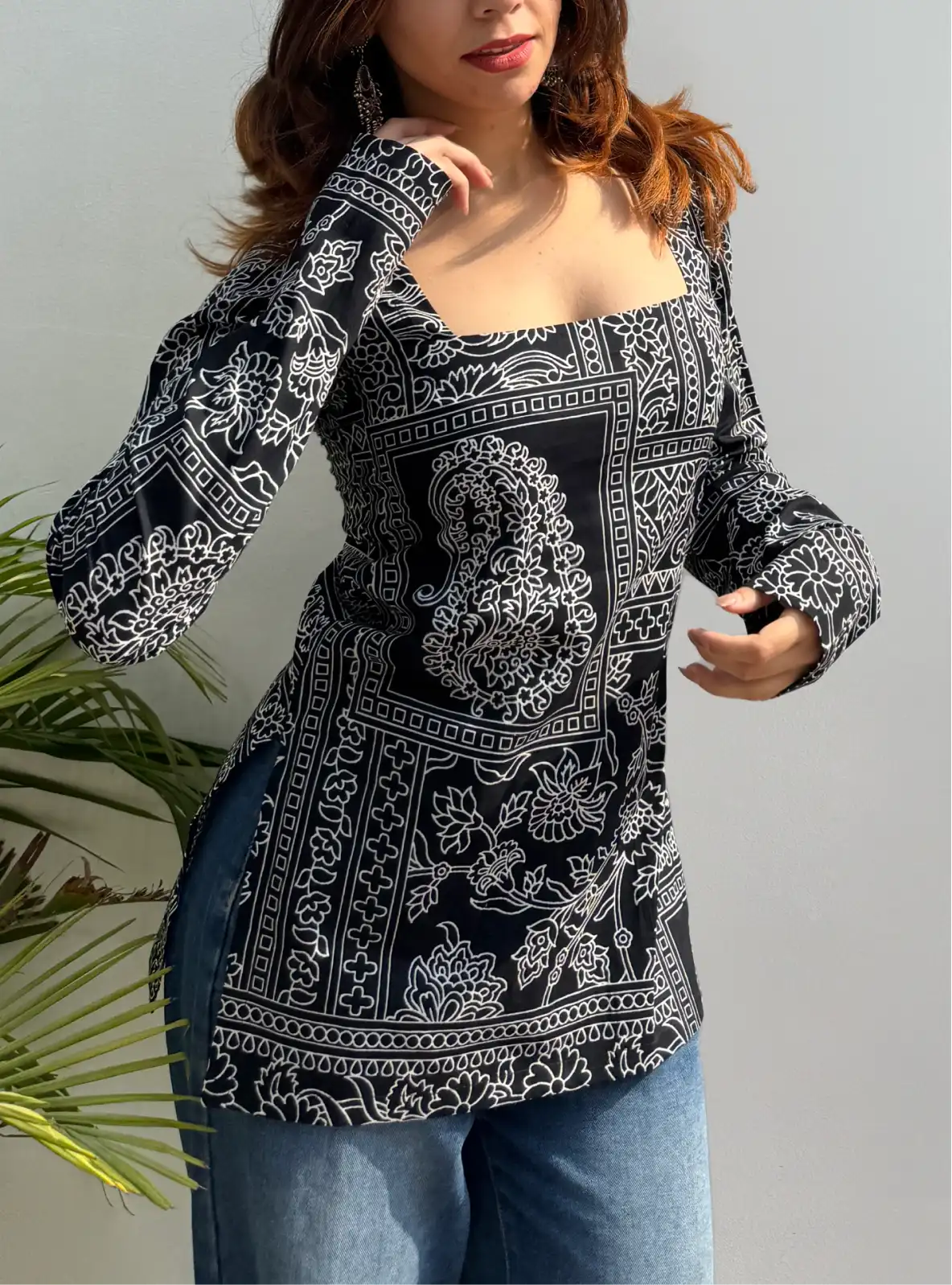 Inaya Square Neck Kurti by Evara