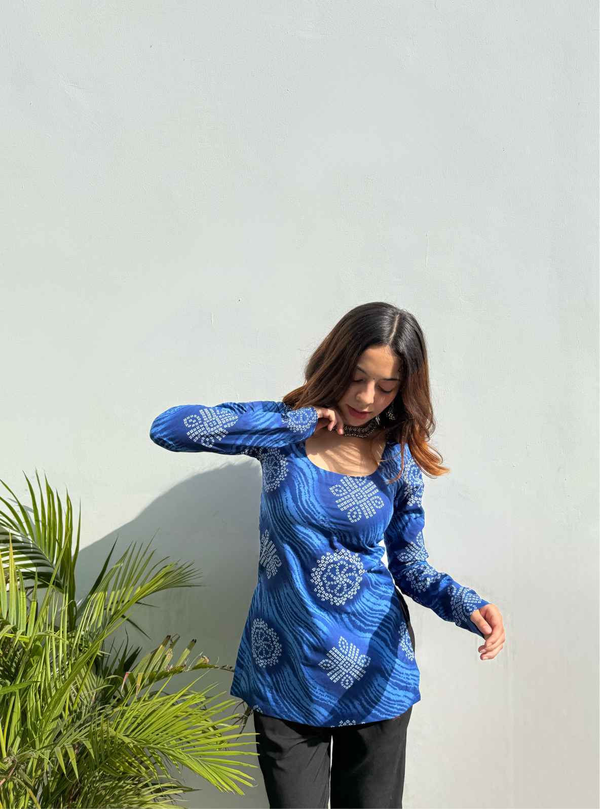 Nakhreeli Nazakat Straight Sleeves Kurti by Evara