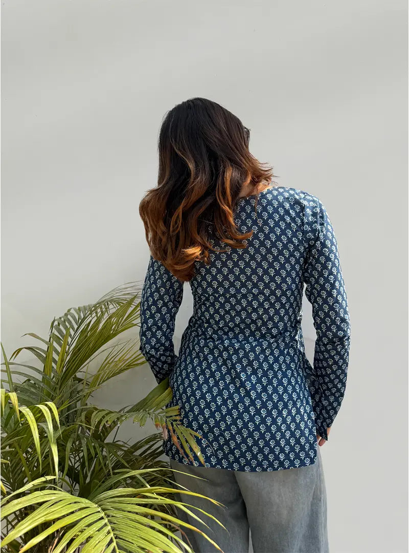 Tara Boat Neck Kurti by Evara